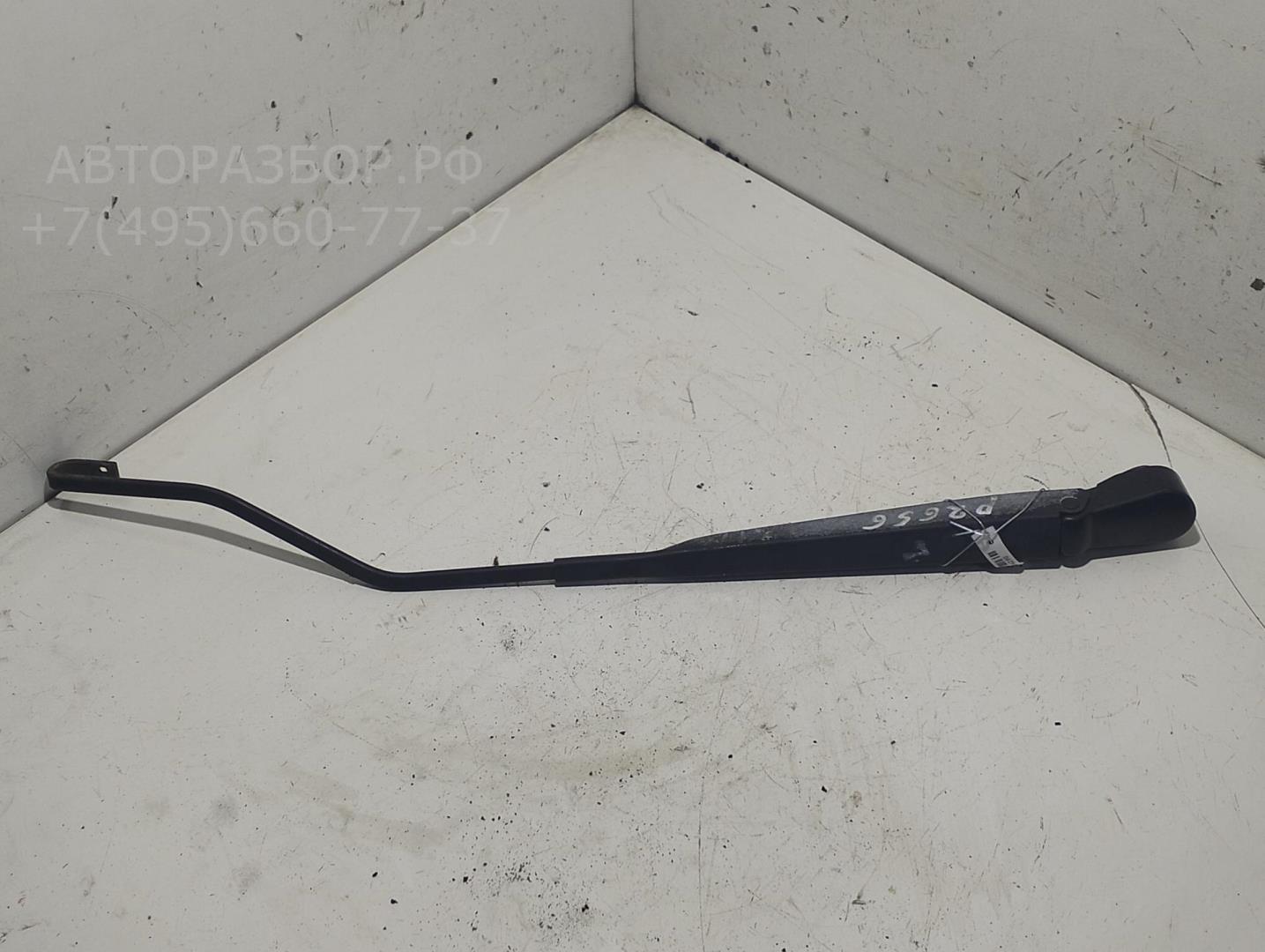 Поводок стеклоочистителя передний левый