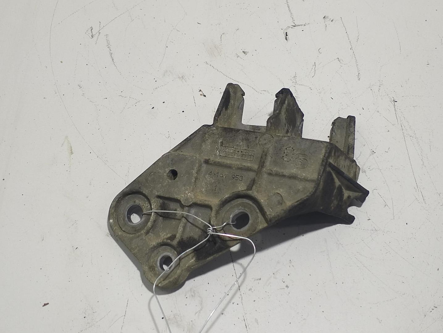 Кронштейн (сопут. товар)