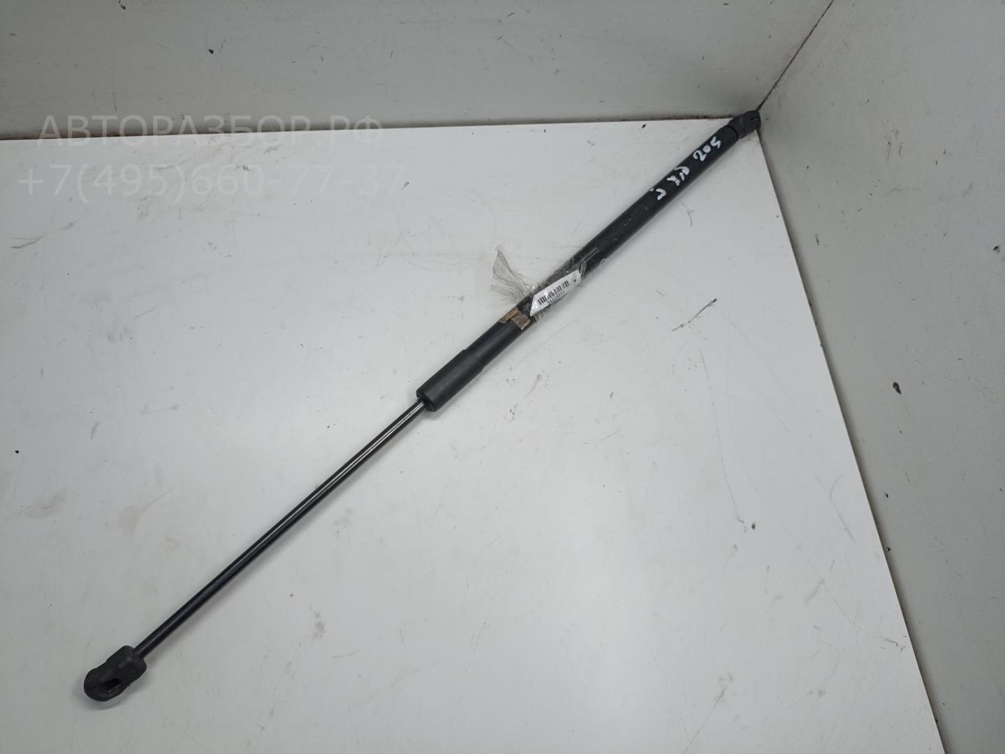 Амортизатор крышки багажника