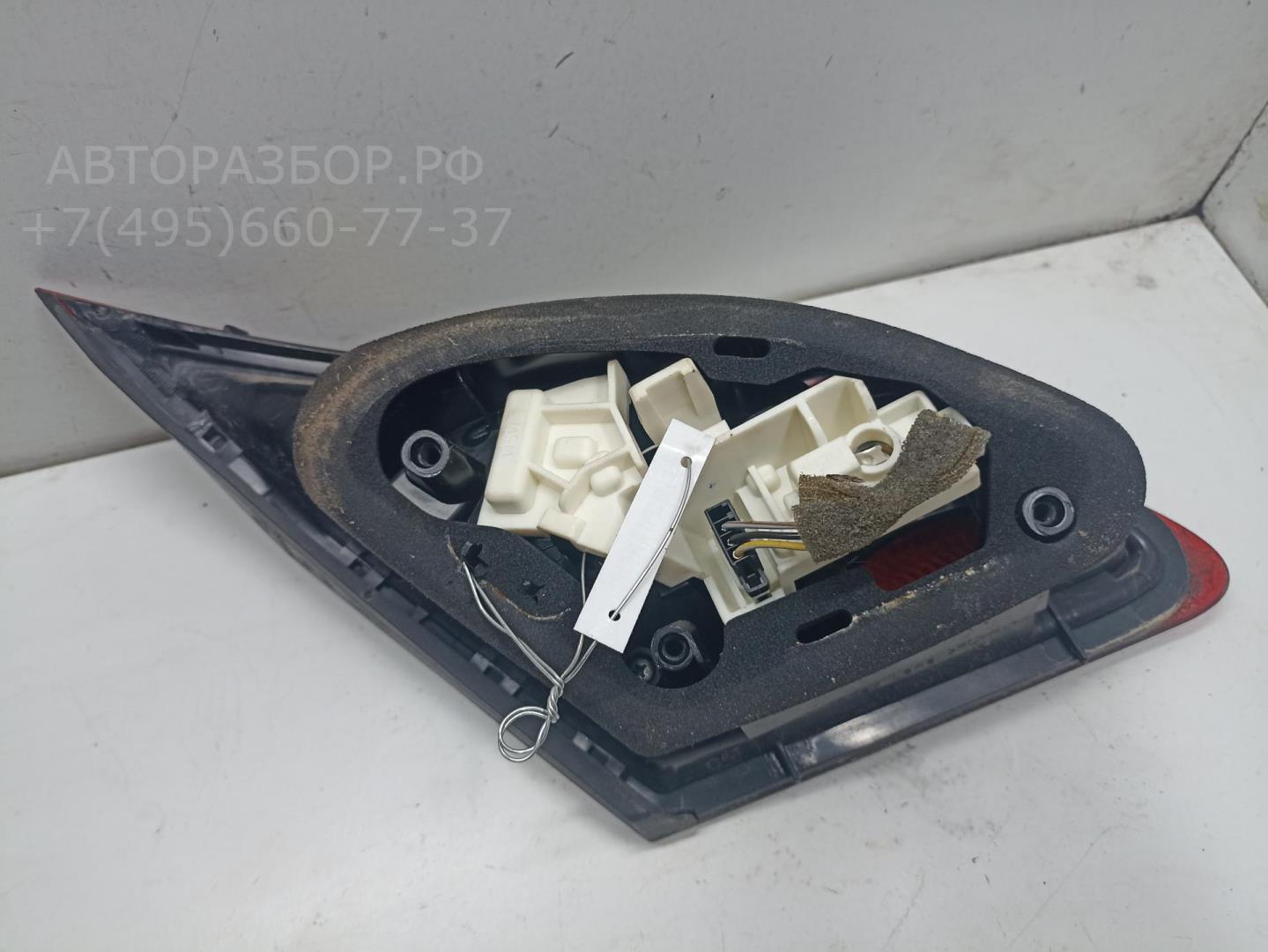 Фонарь задний внутренний правый