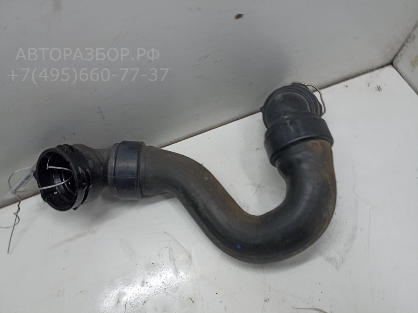 Патрубок радиатора