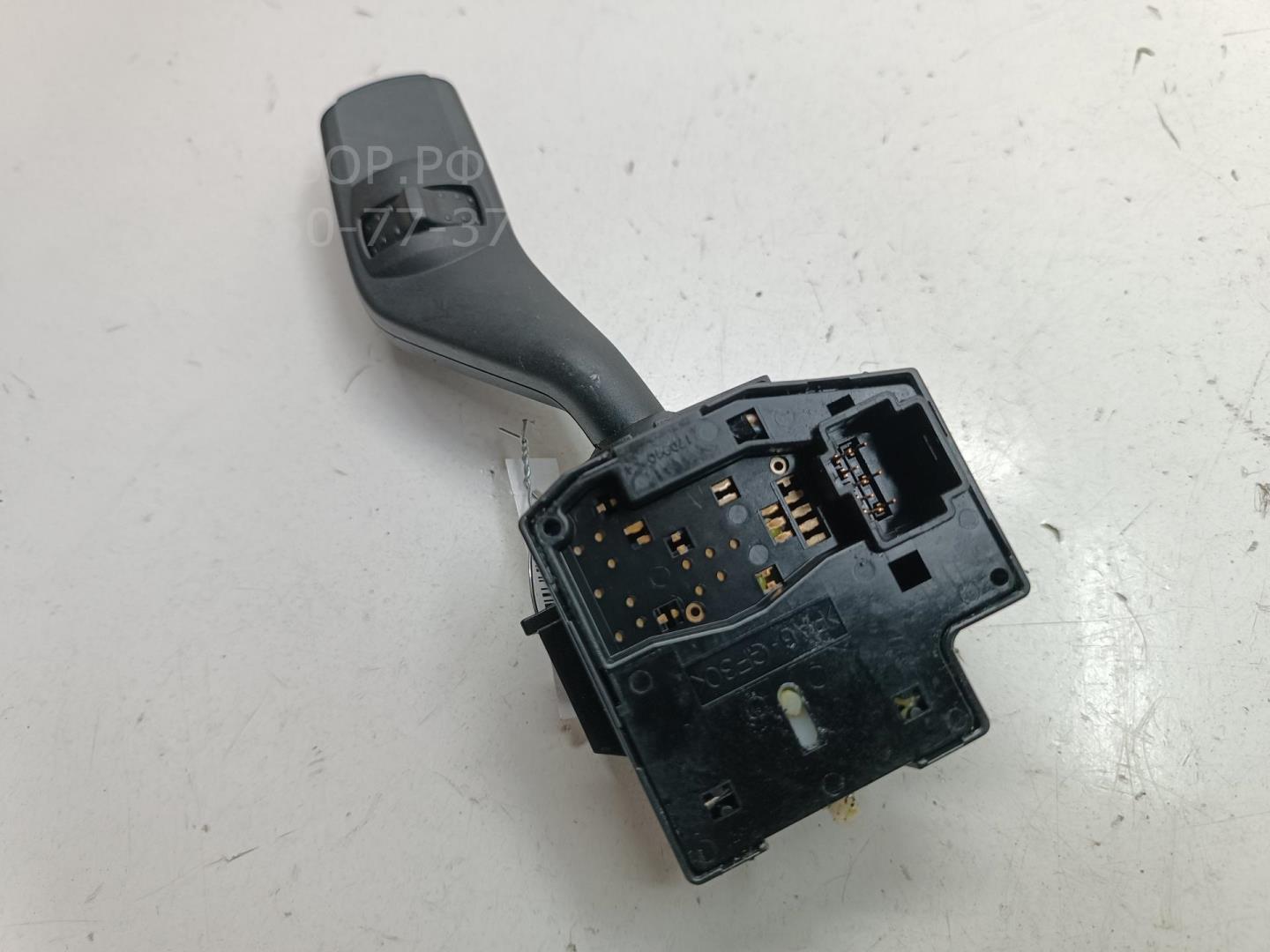 Переключатель поворотов подрулевой