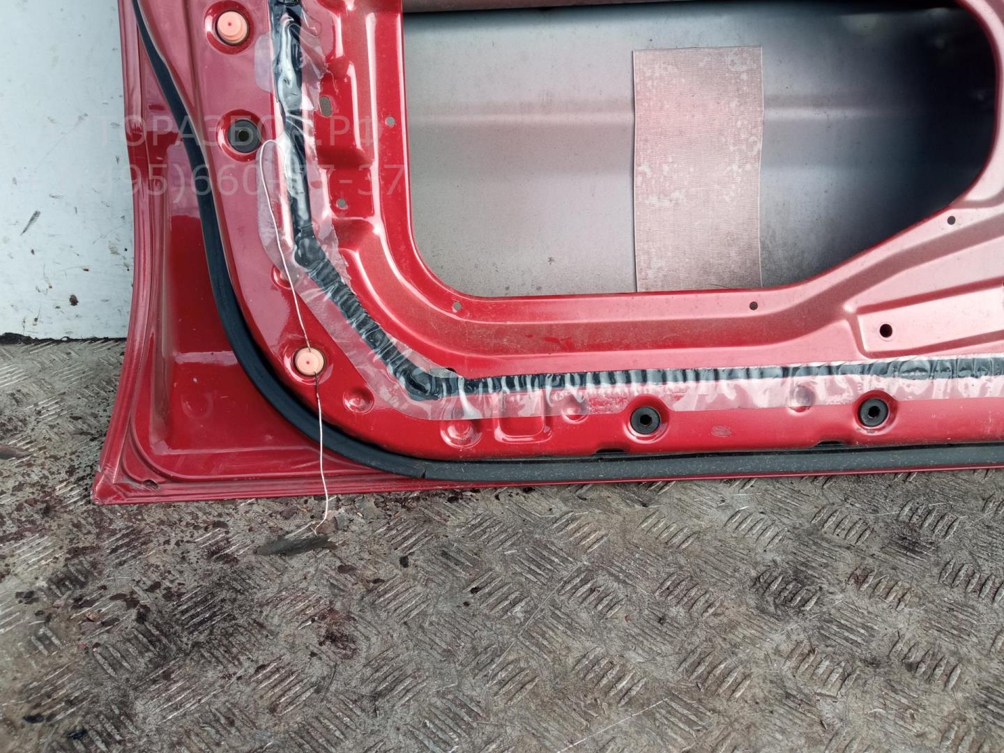 Дверь передняя левая