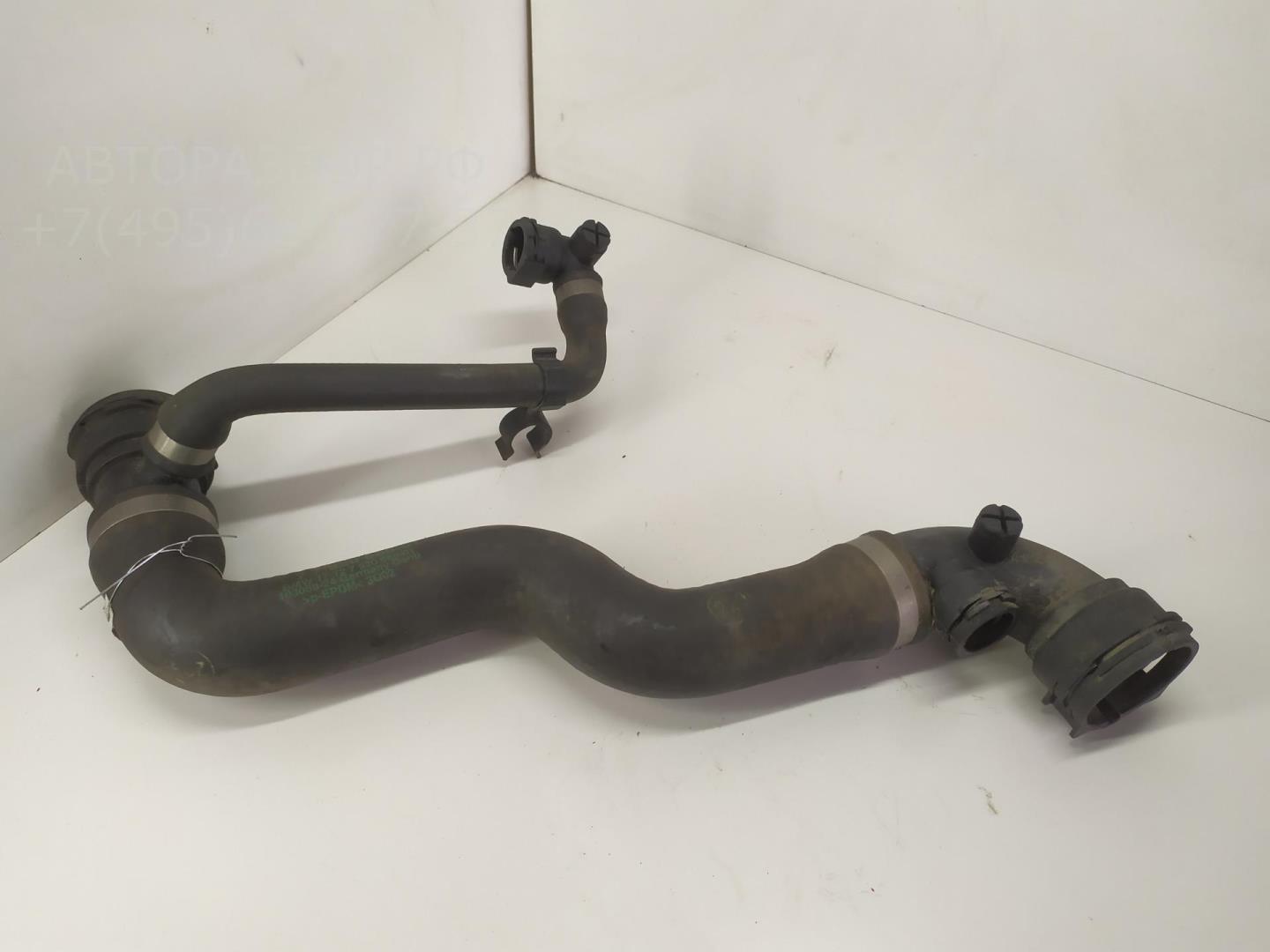 Патрубок радиатора