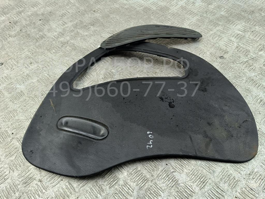 Обшивка багажника