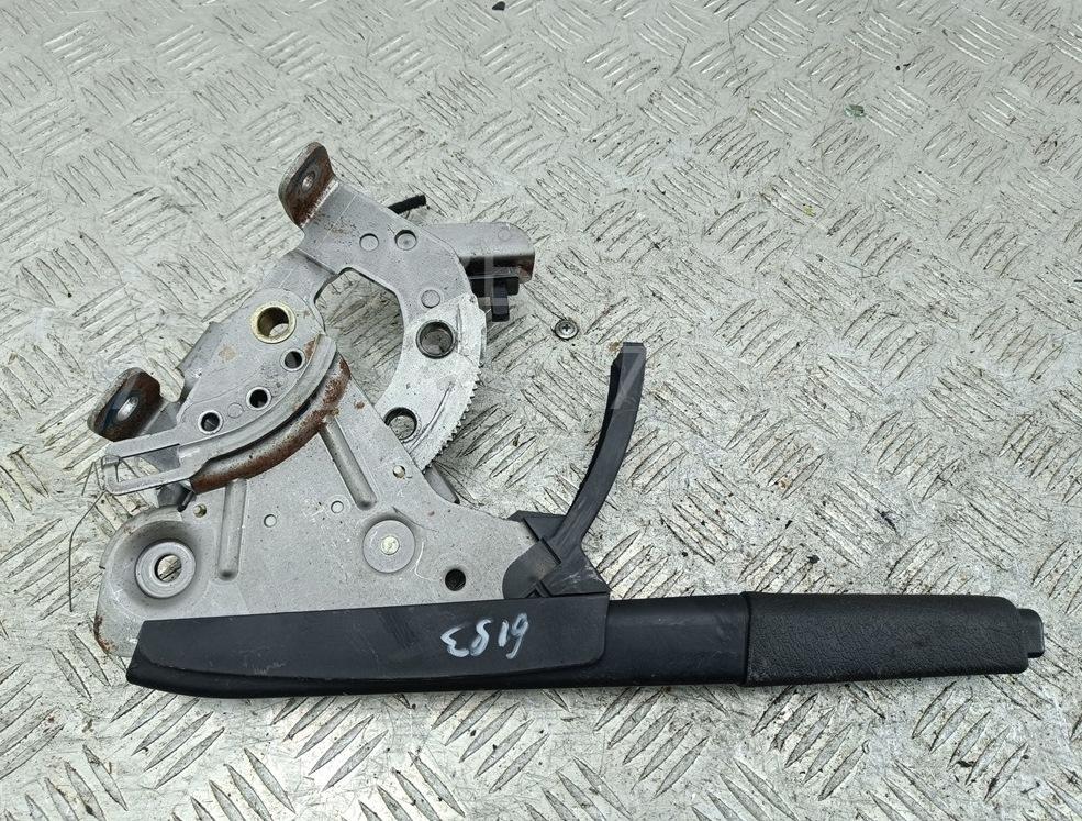 Рычаг стояночного тормоза