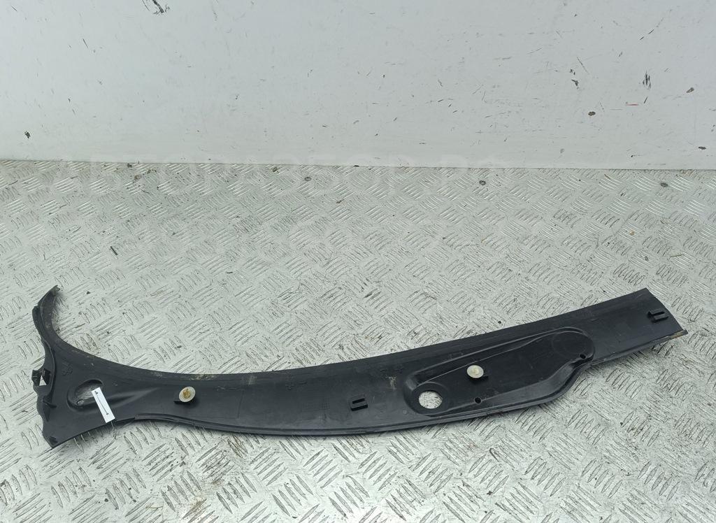 Решетка стеклоочистителей (Жабо)