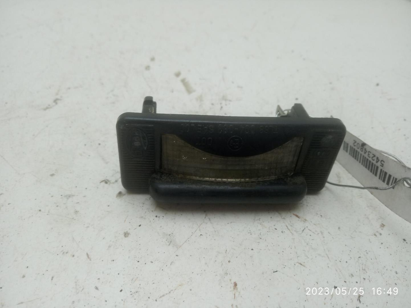 Фонарь подсветки номера