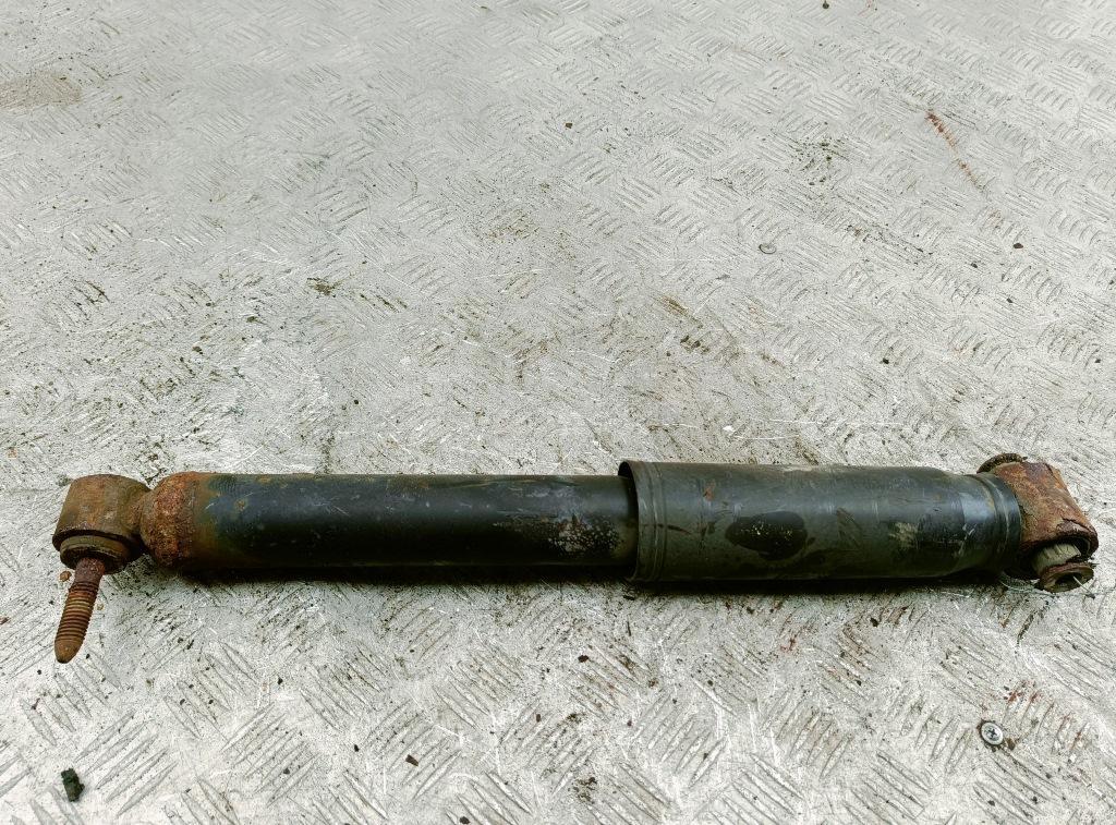 Амортизатор задний правый