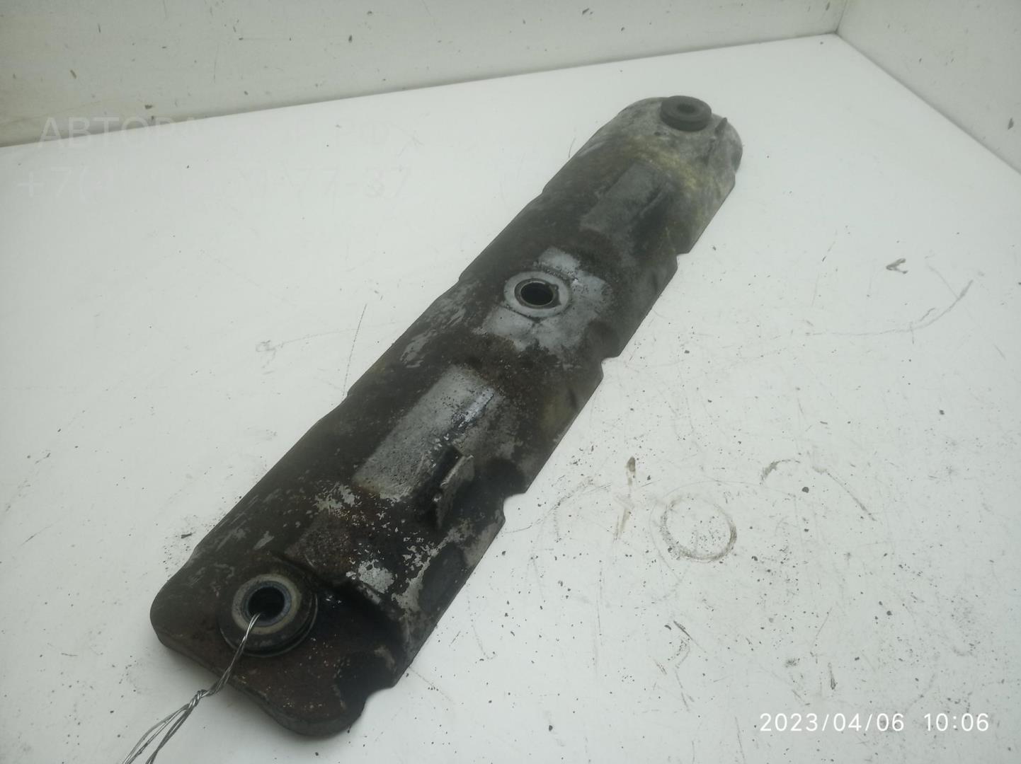 Крышка клапанная ГБЦ