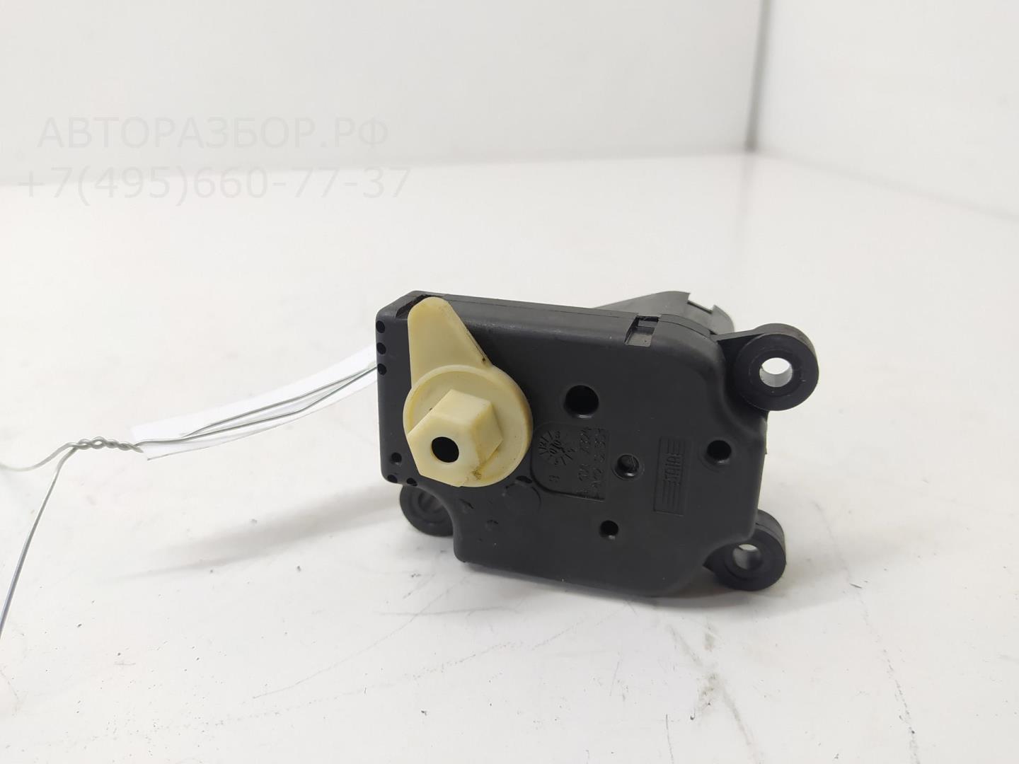 Моторчик заслонки печки