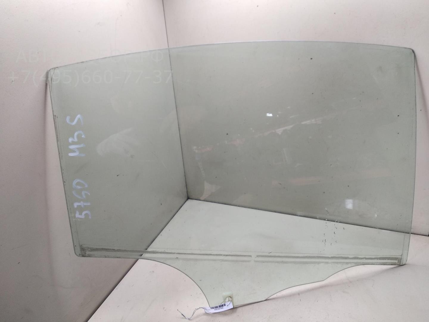Стекло двери задней правой
