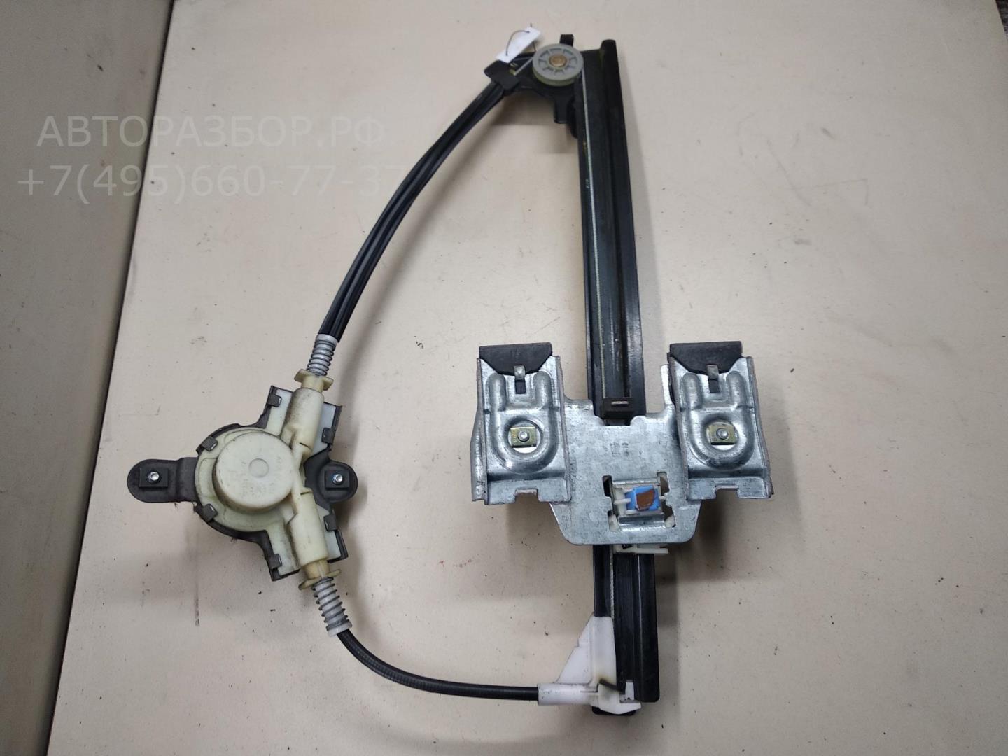 Стеклоподъемник механ. задний левый