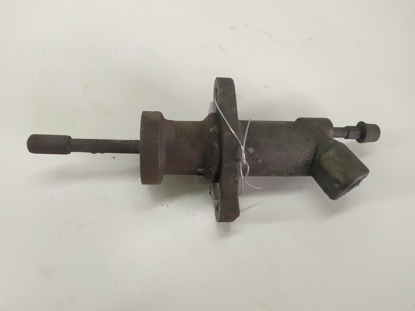 Цилиндр сцепления рабочий