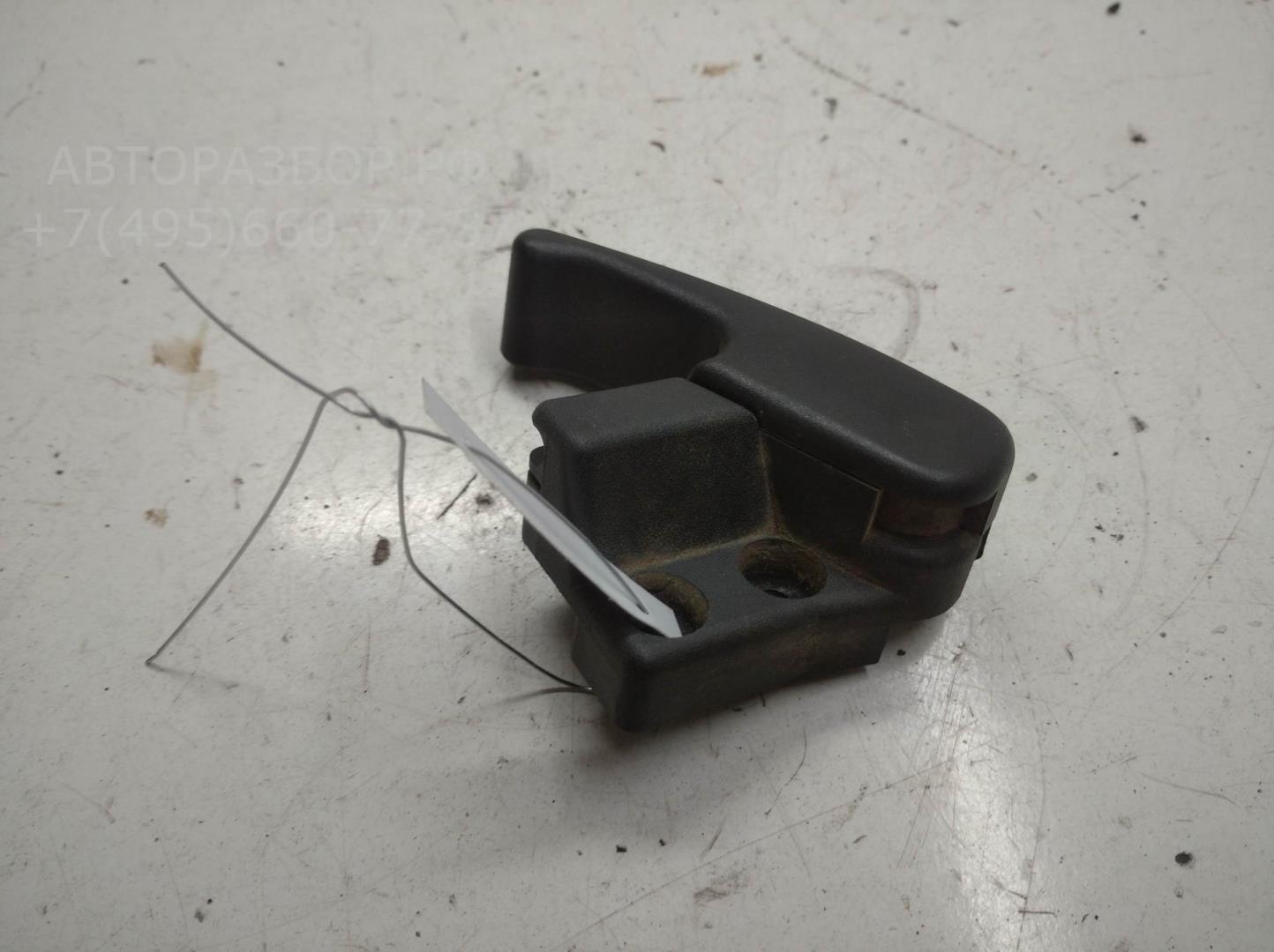 Ручка открывания капота