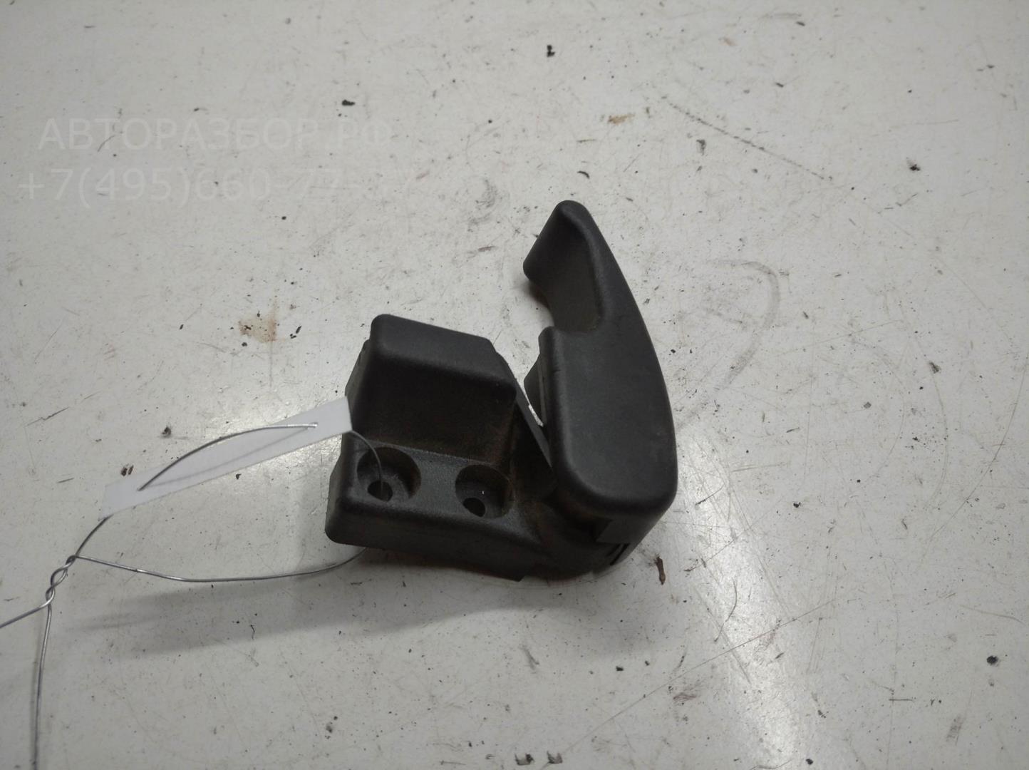 Ручка открывания капота