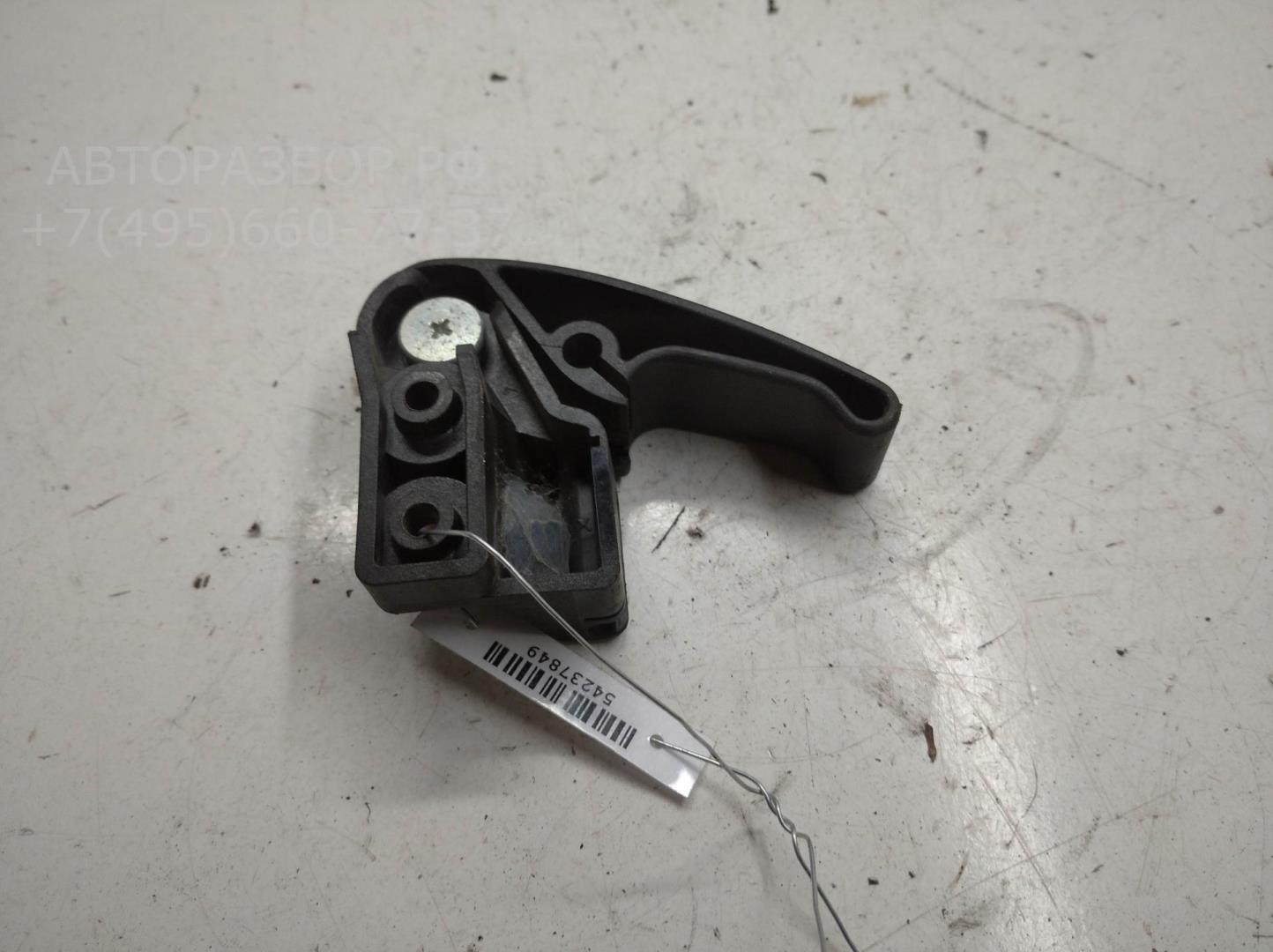 Ручка открывания капота