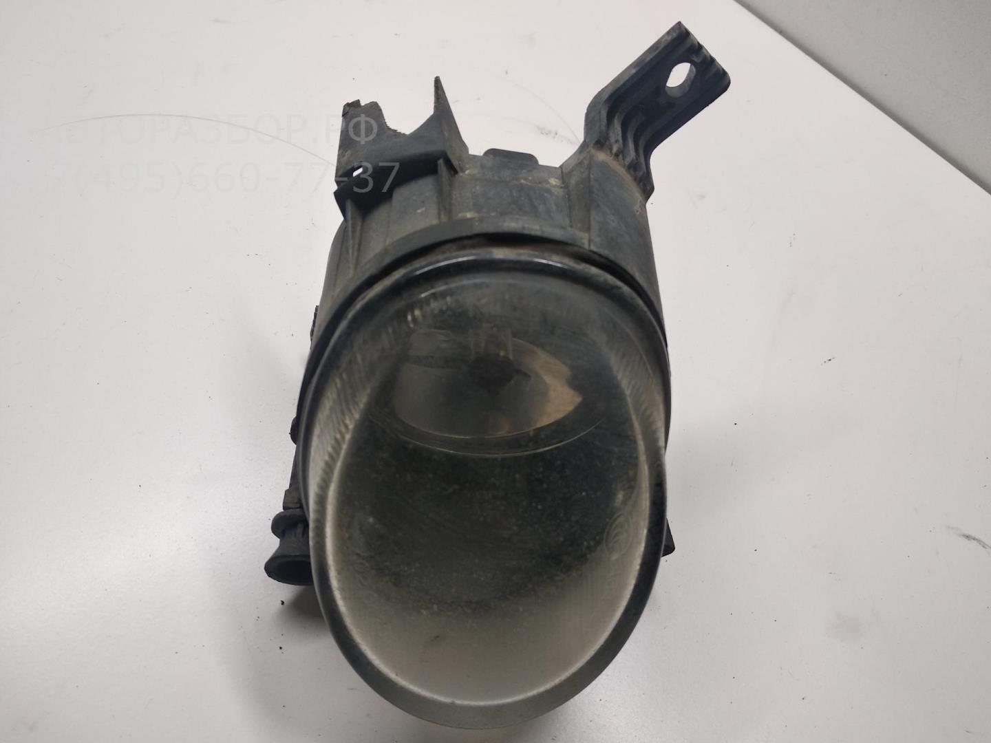 Фара противотуманная правая