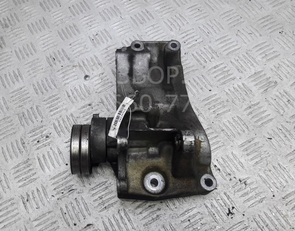 Кронштейн генератора