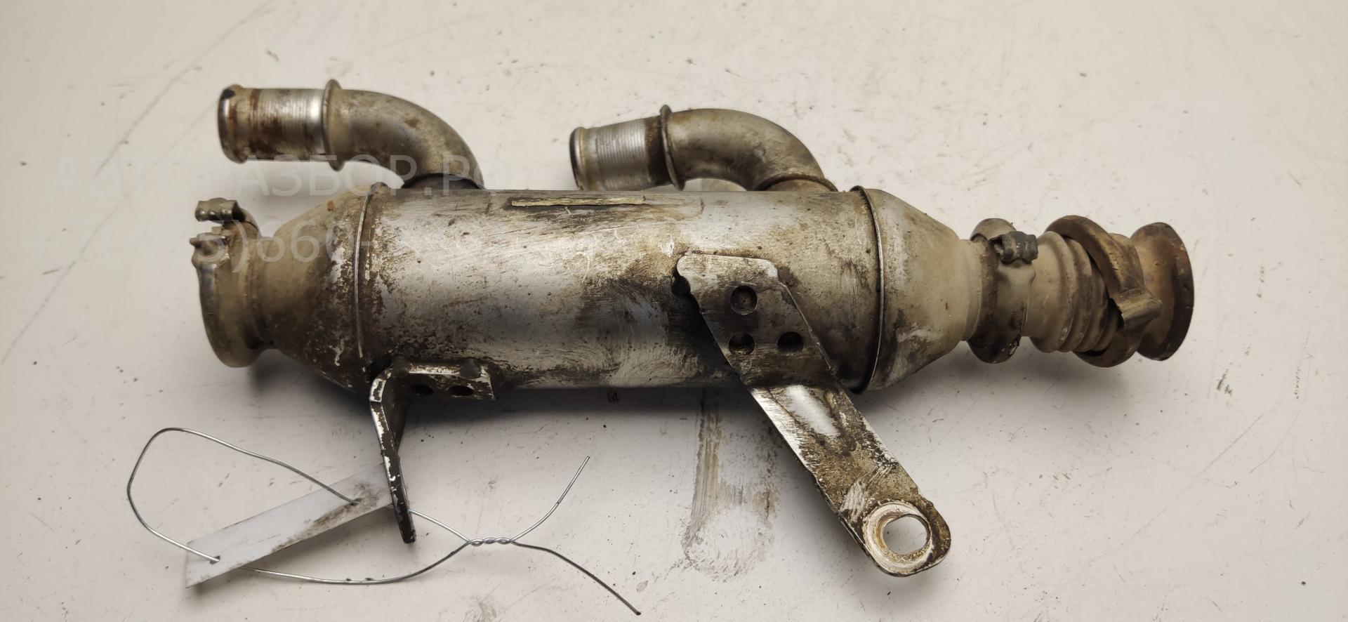 Тройник вентиляции картерных газов