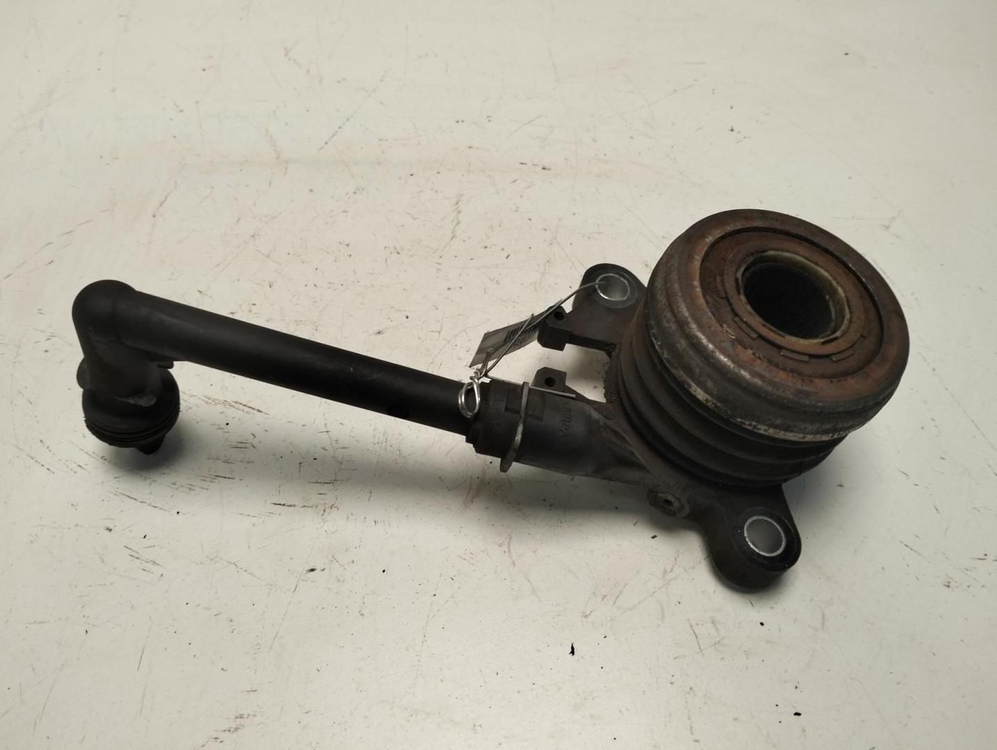 Цилиндр сцепления рабочий