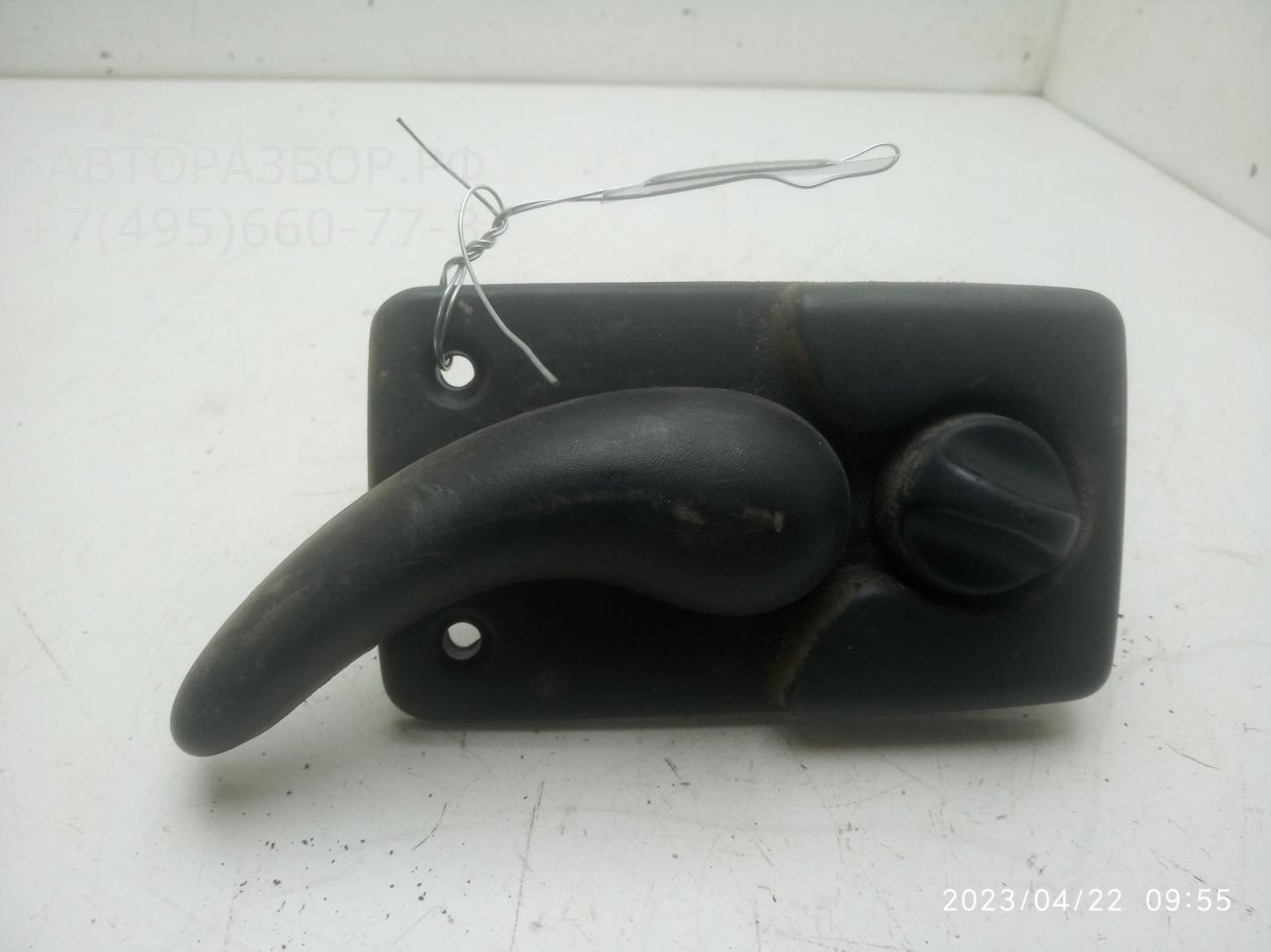 Ручка двери задней внутренняя правая