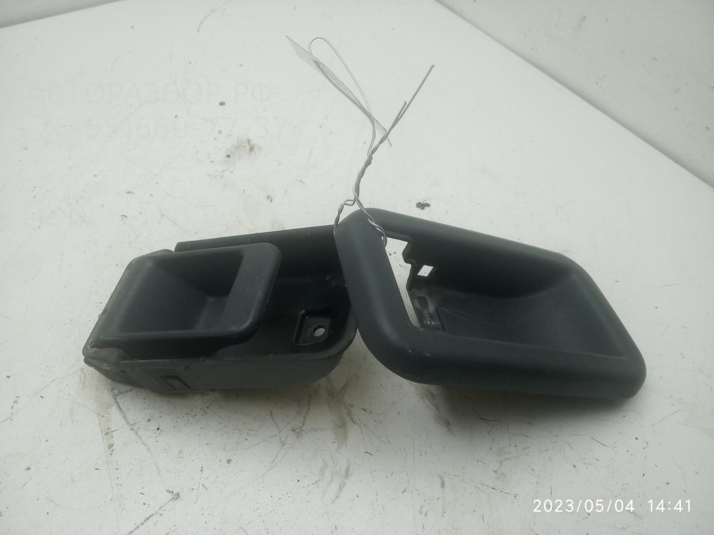 Ручка двери передней внутренняя левая