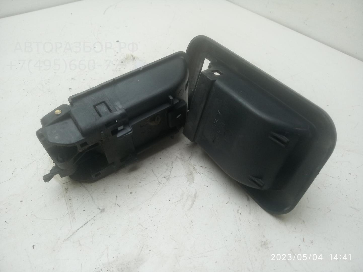 Ручка двери передней внутренняя левая