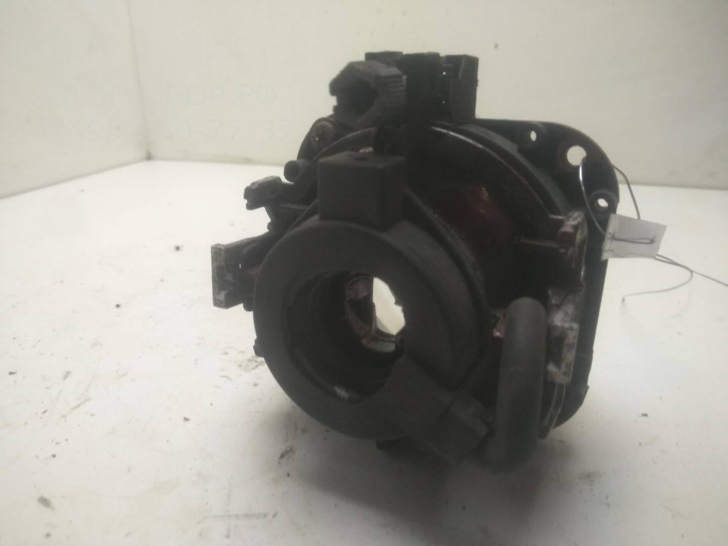 Фара противотуманная левая