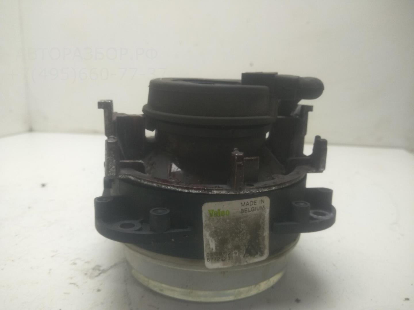 Фара противотуманная левая