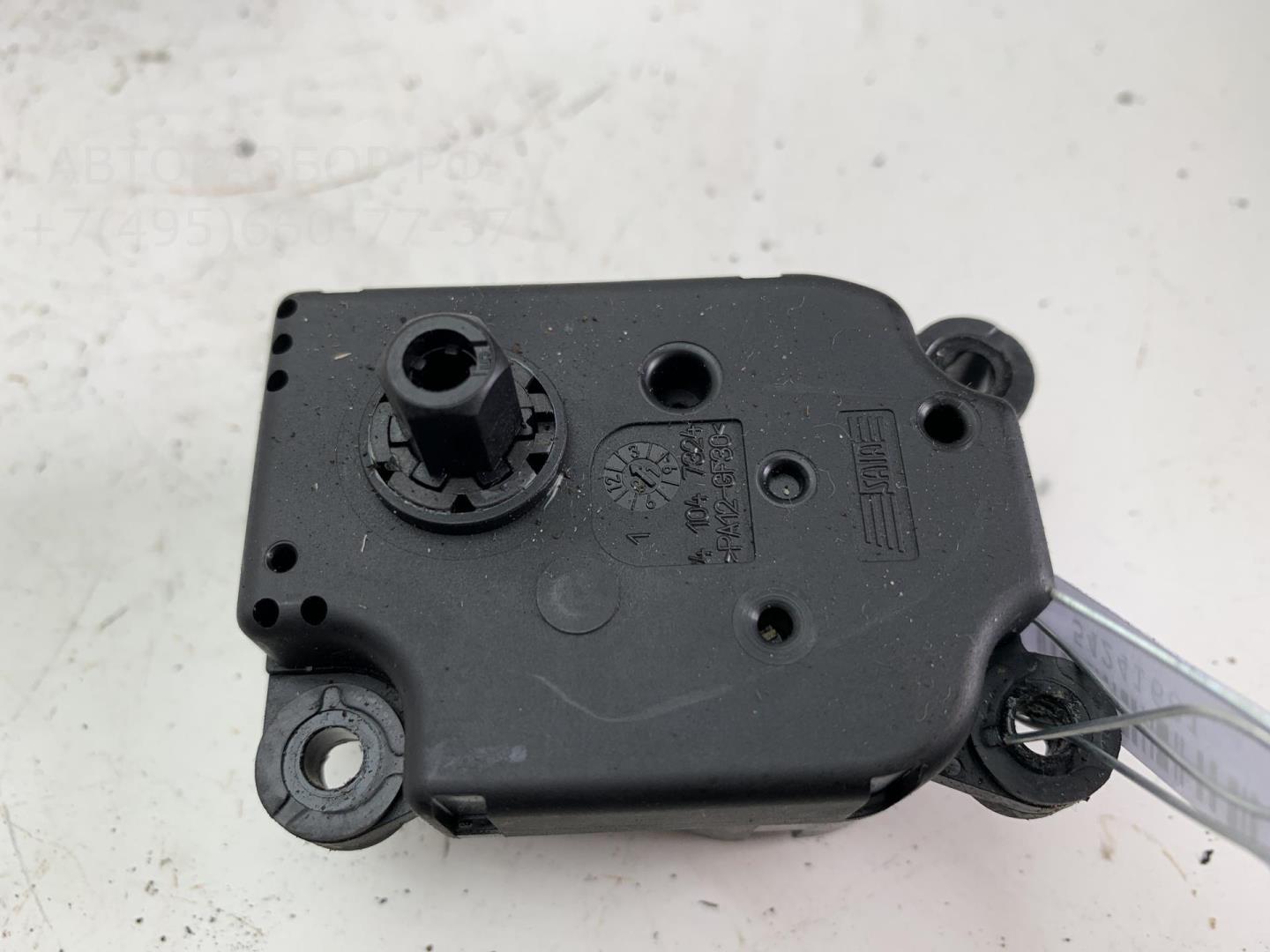 Моторчик заслонки печки