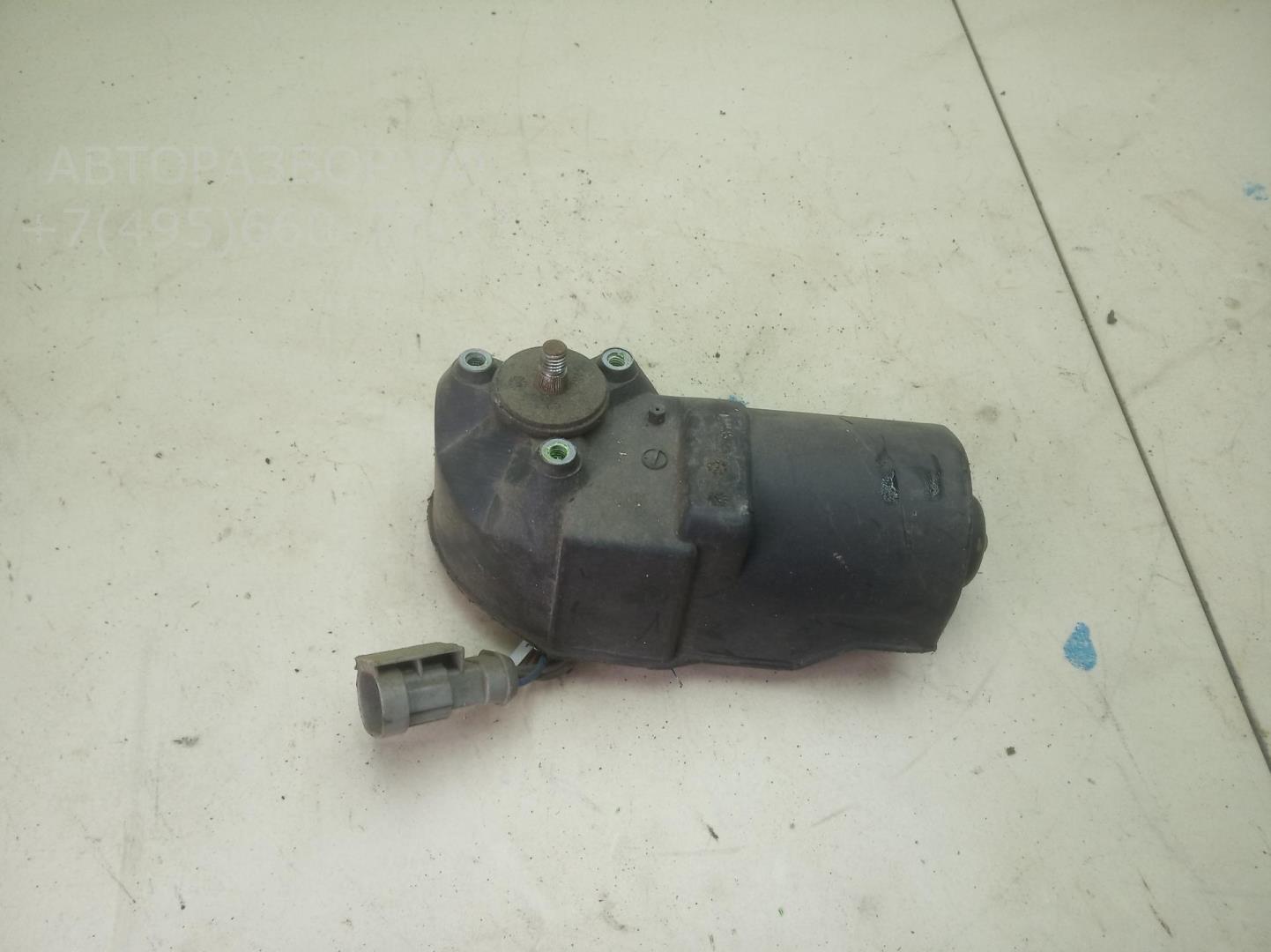 Моторчик стеклоочистителя передний