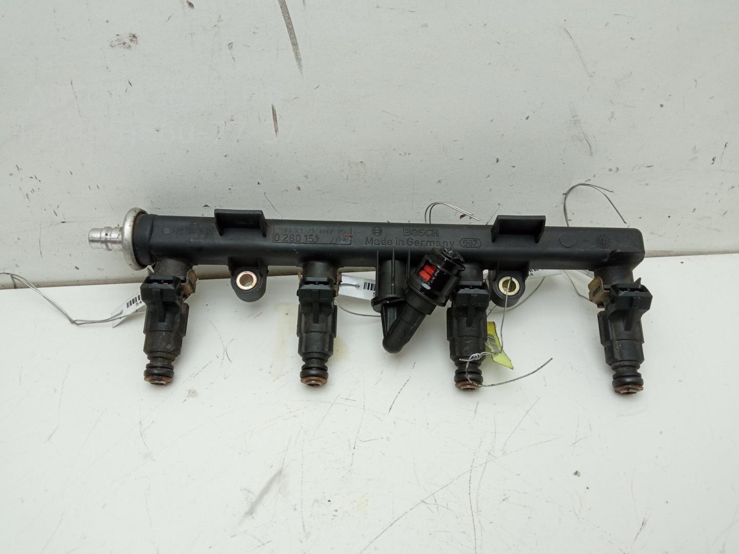 Рейка топливная (рампа)