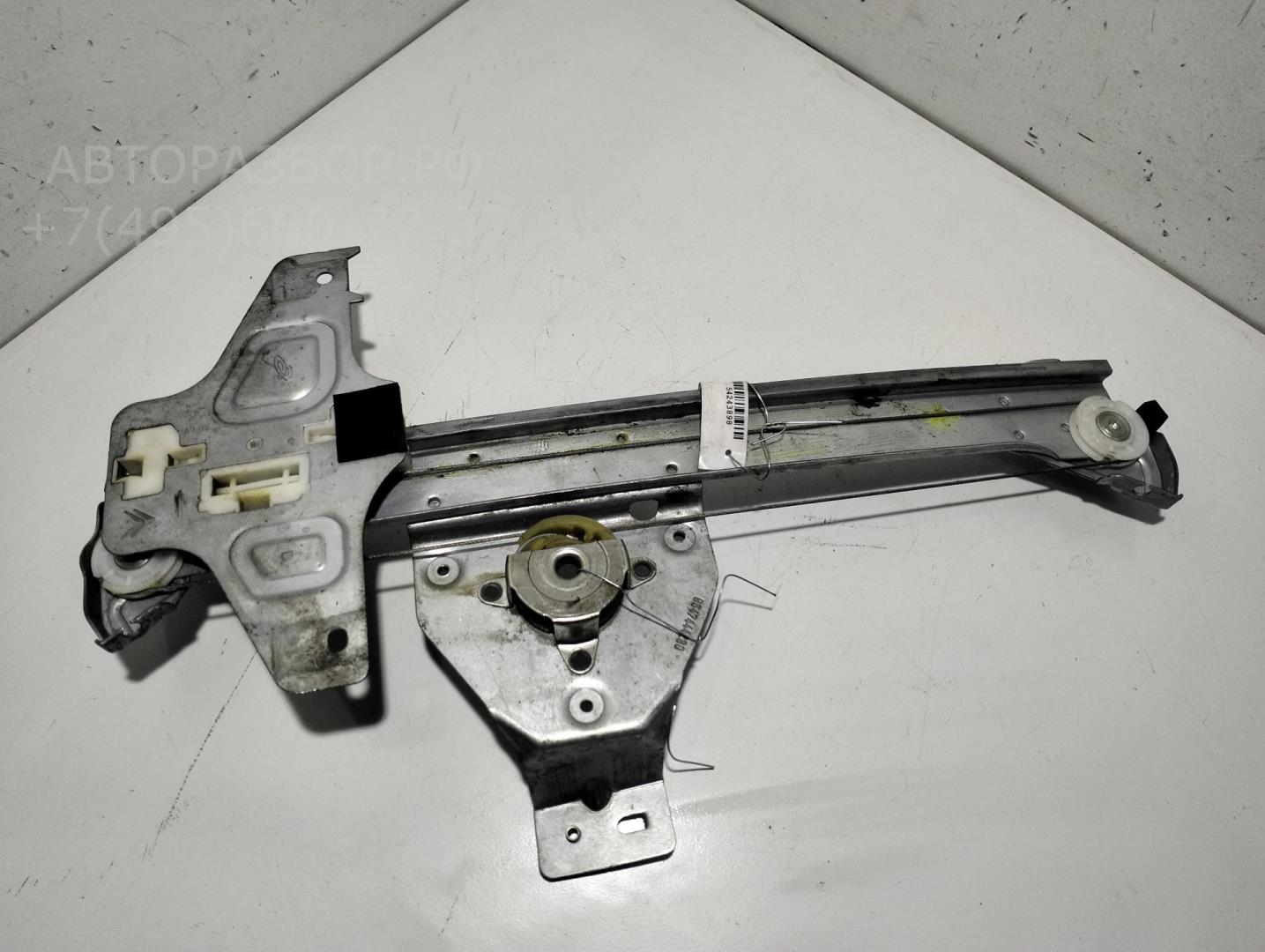Стеклоподъемник электр. задний правый