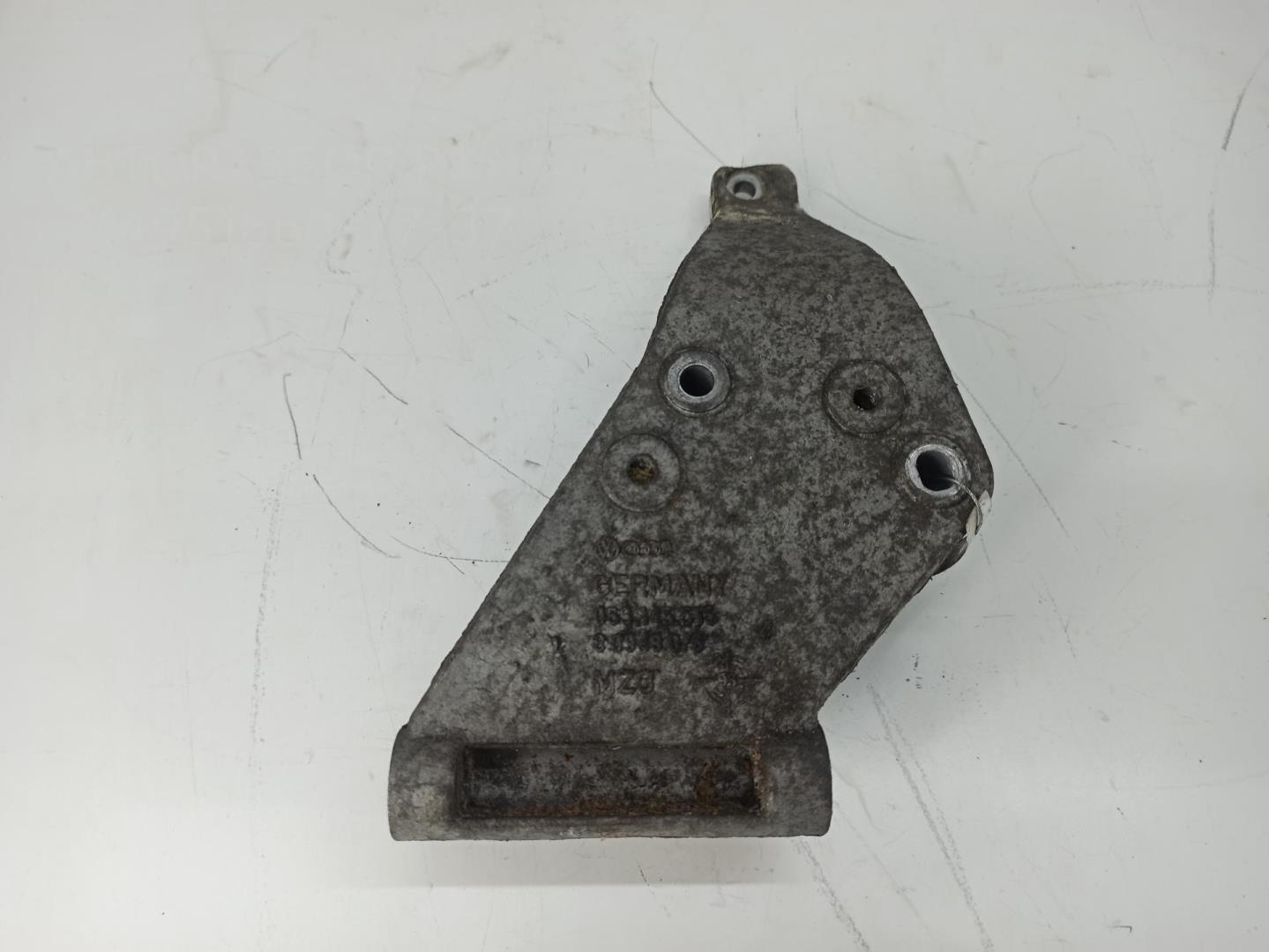 Кронштейн ГУР