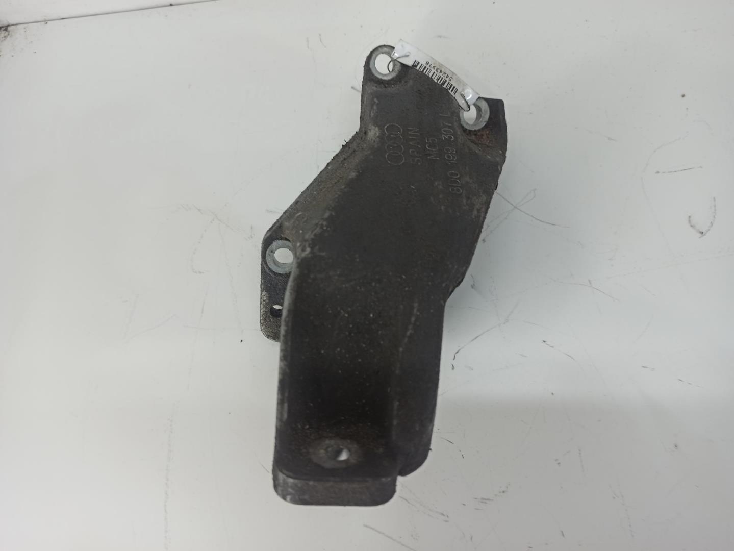 Кронштейн двигателя левый