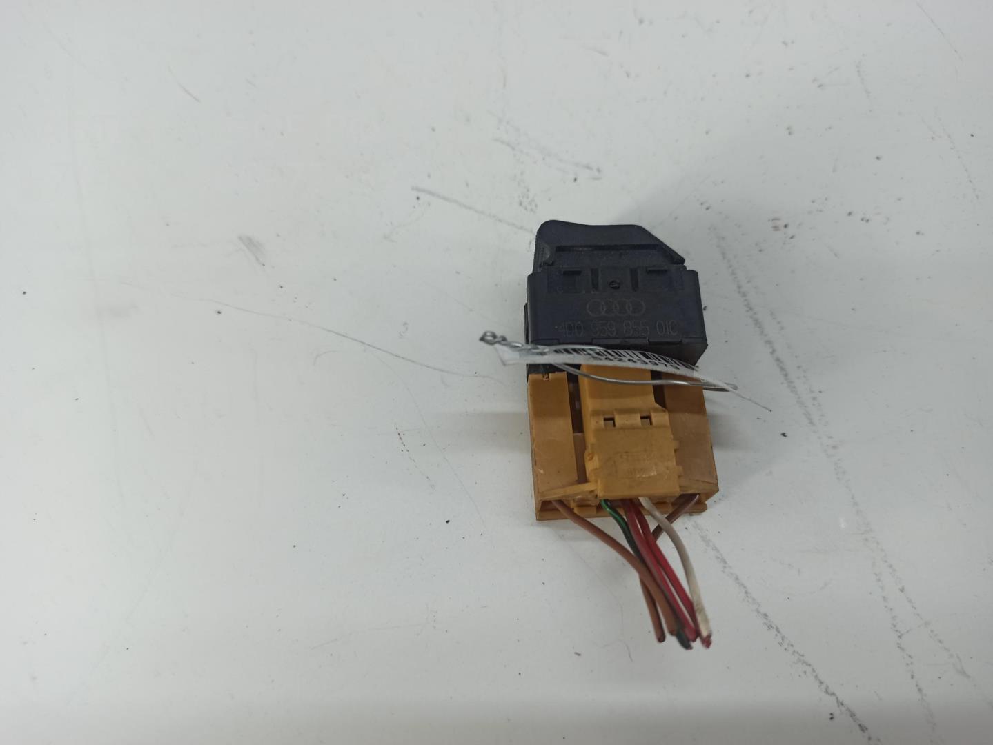 Кнопка стеклоподъемника