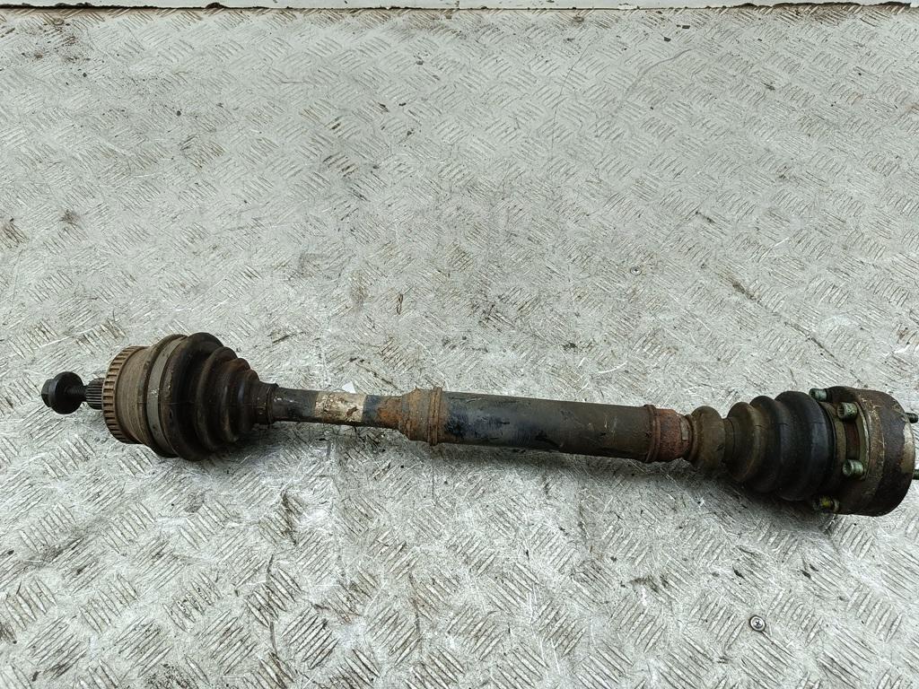 Полуось передняя правая