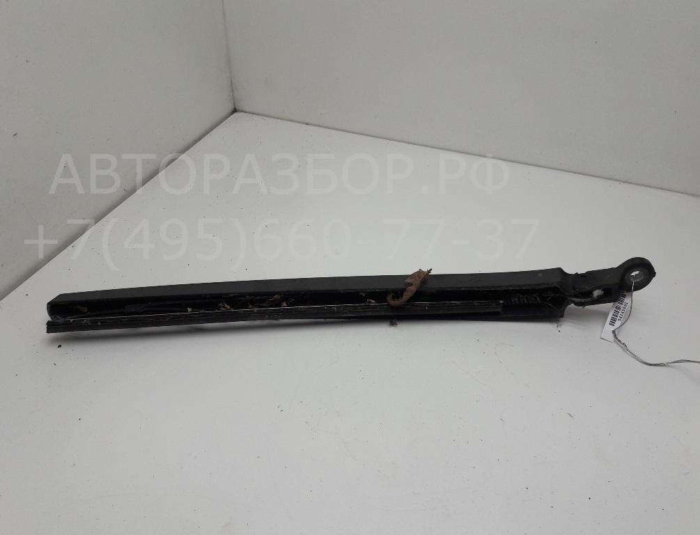 Поводок стеклоочистителя заднего