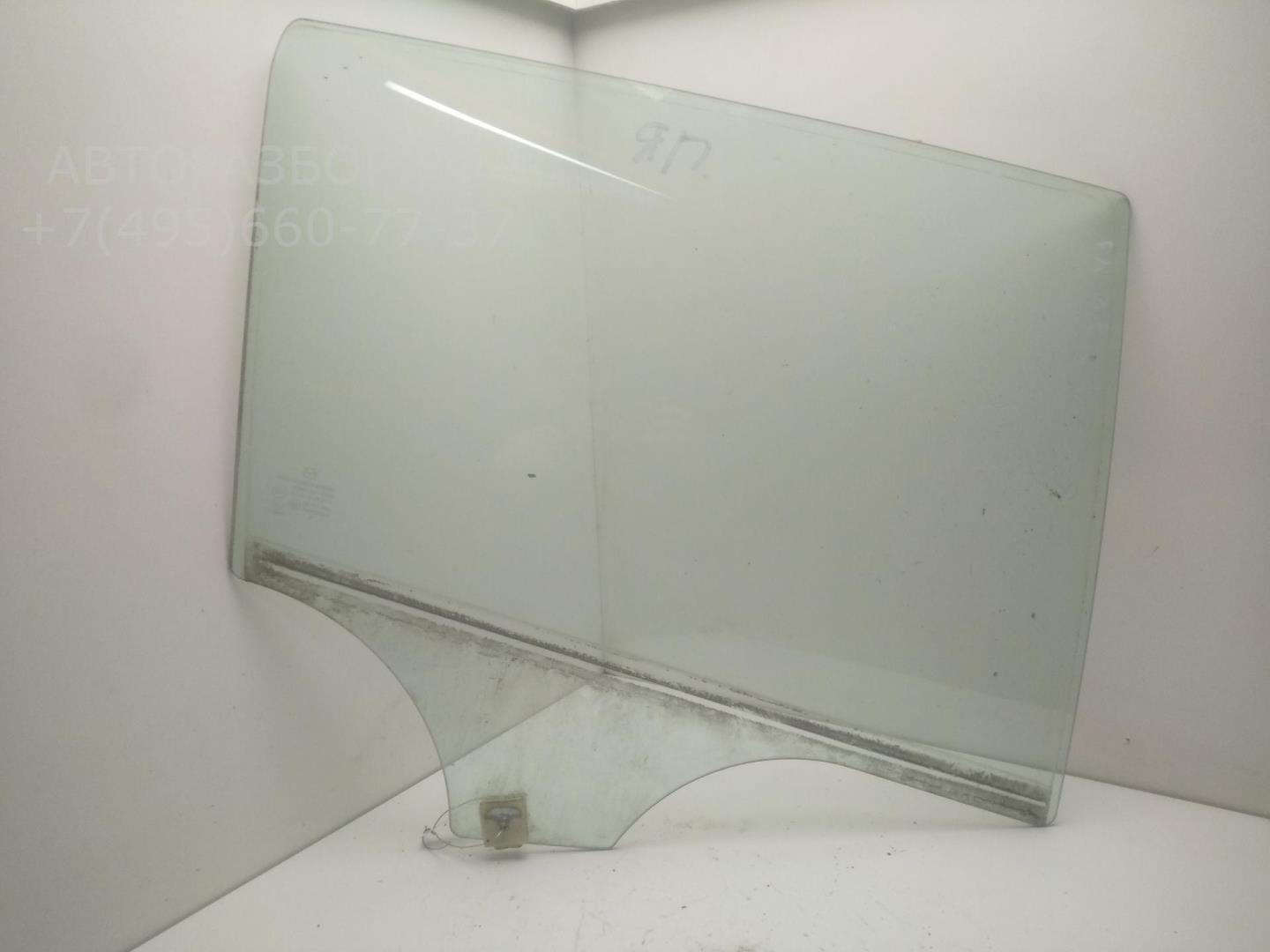 Стекло двери задней правой