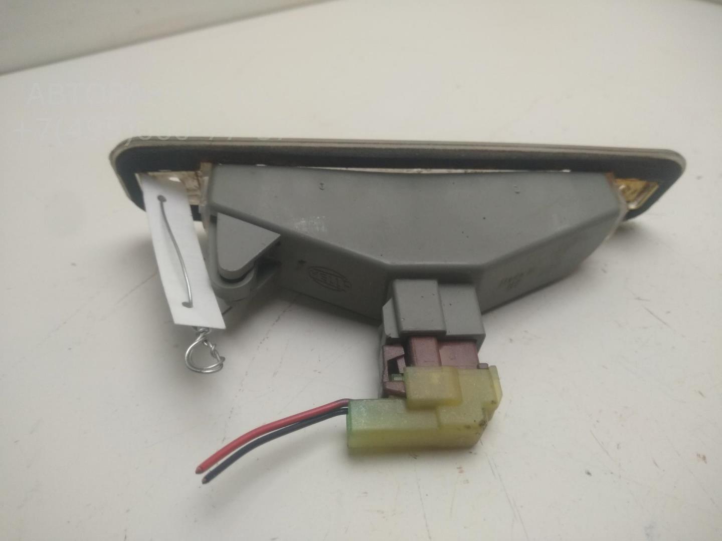 Фонарь подсветки номера