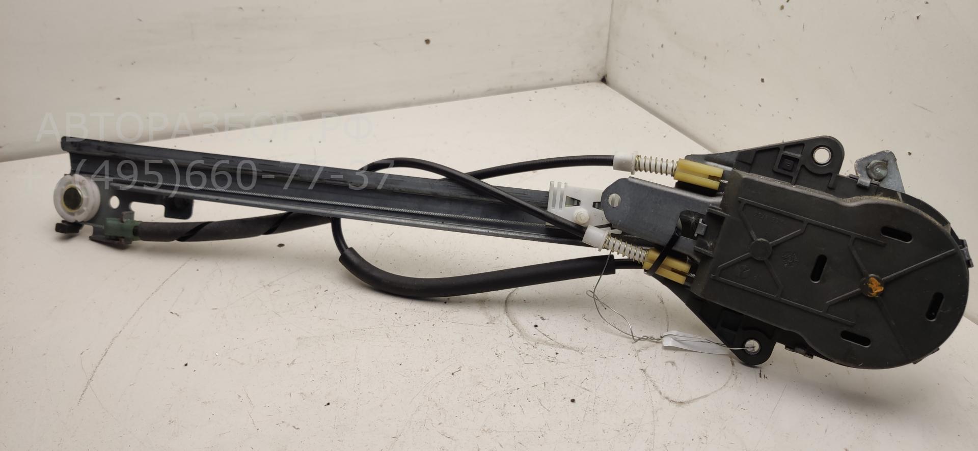 Стеклоподъемник механ. задний правый