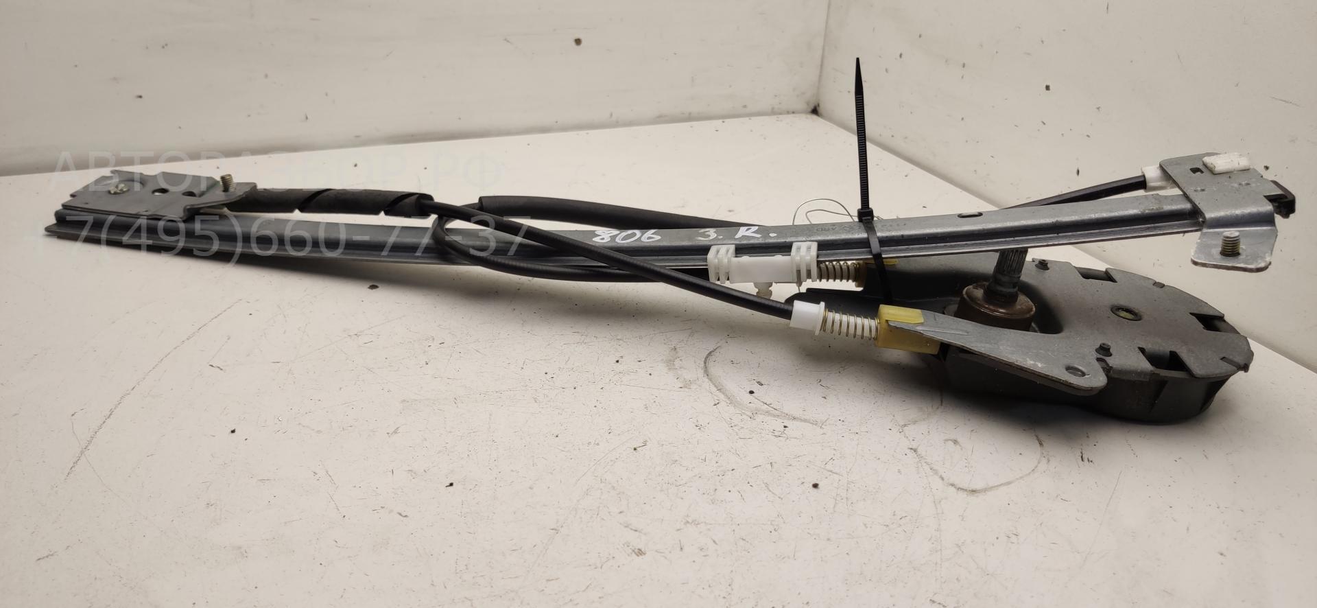 Стеклоподъемник механ. задний правый