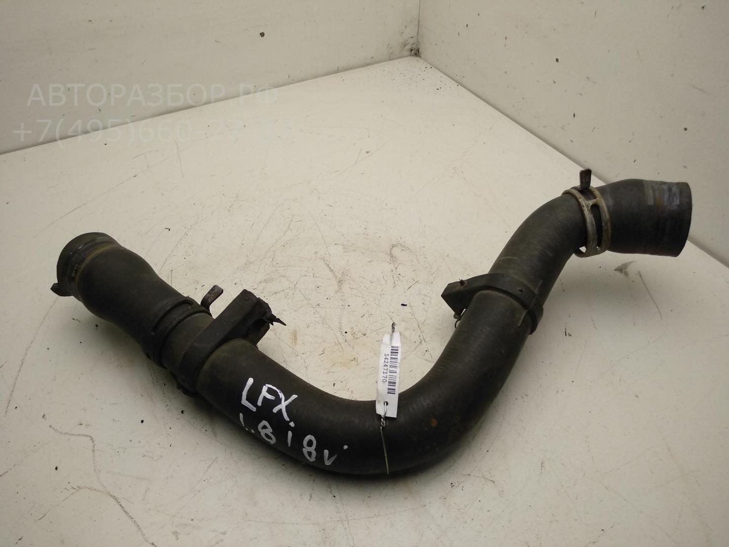 Патрубок радиатора