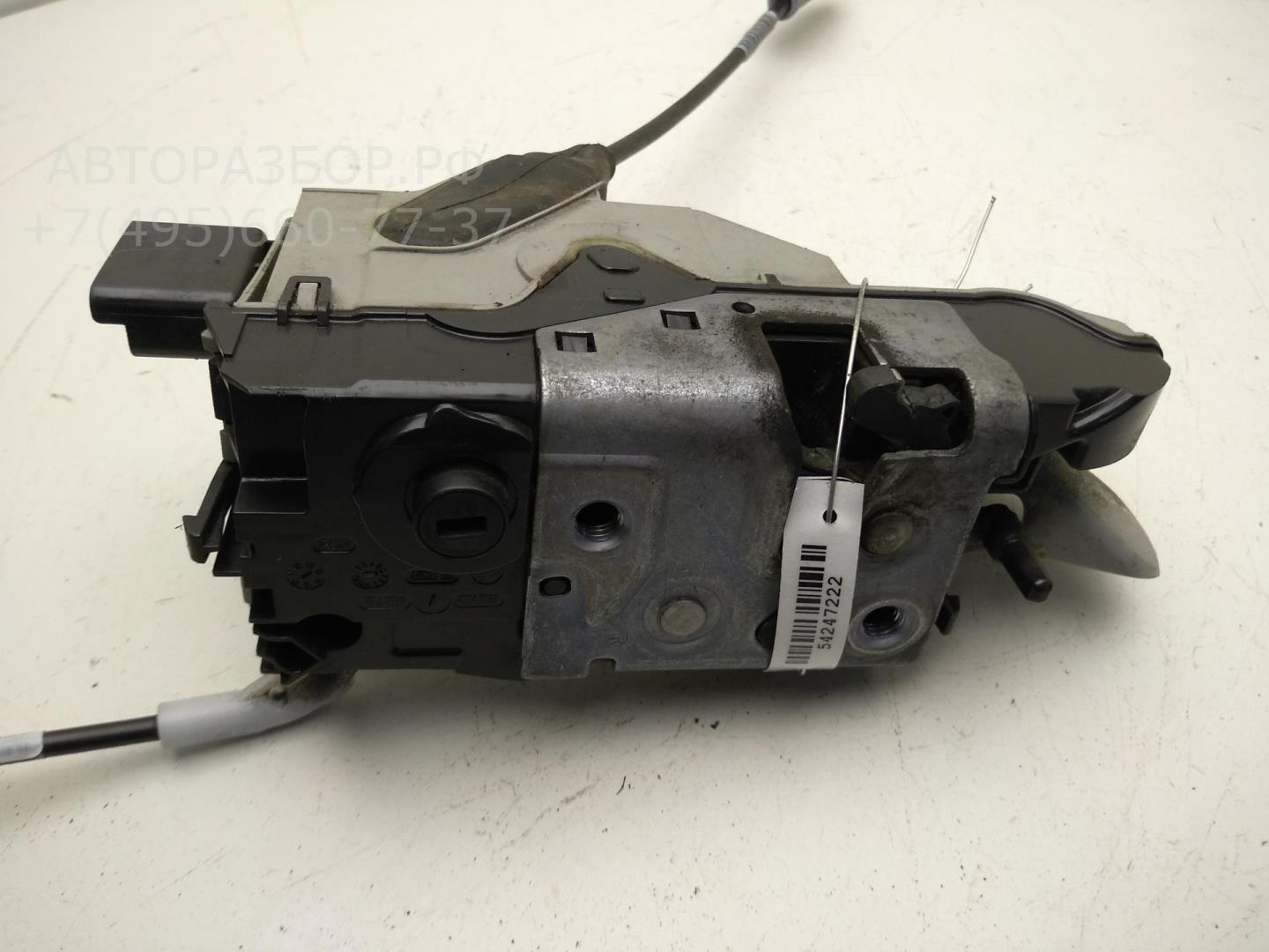 Замок двери передней правой