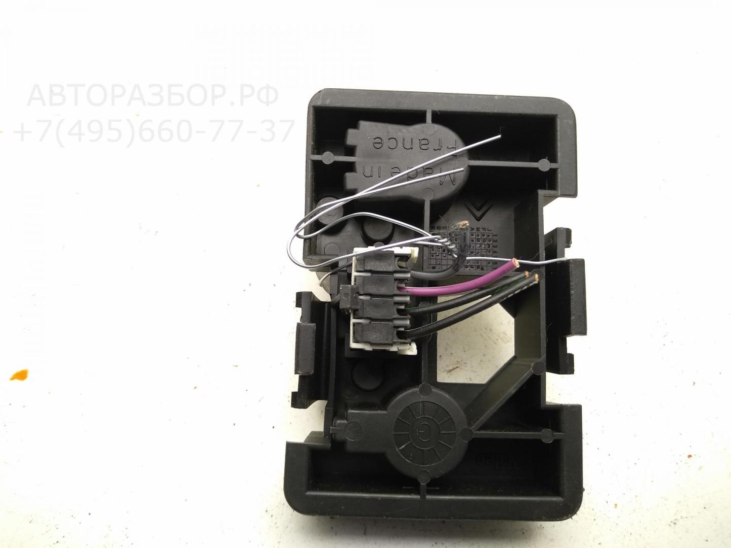 Плата заднего фонаря левого