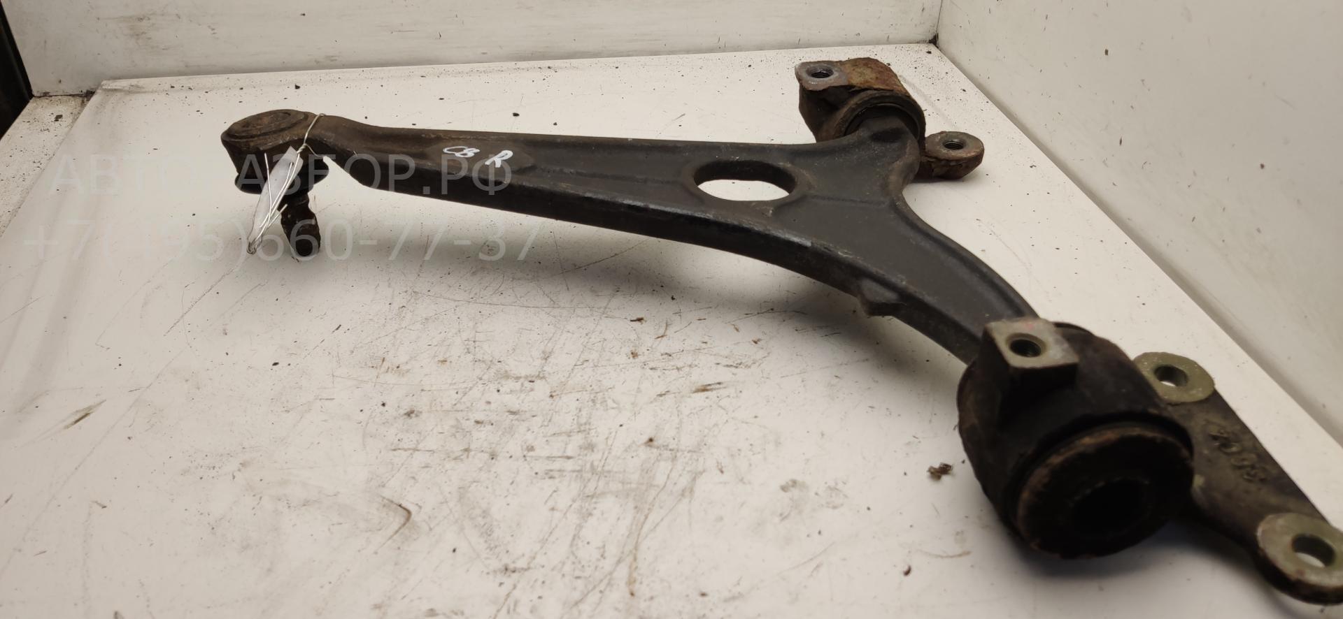 Рычаг передний правый