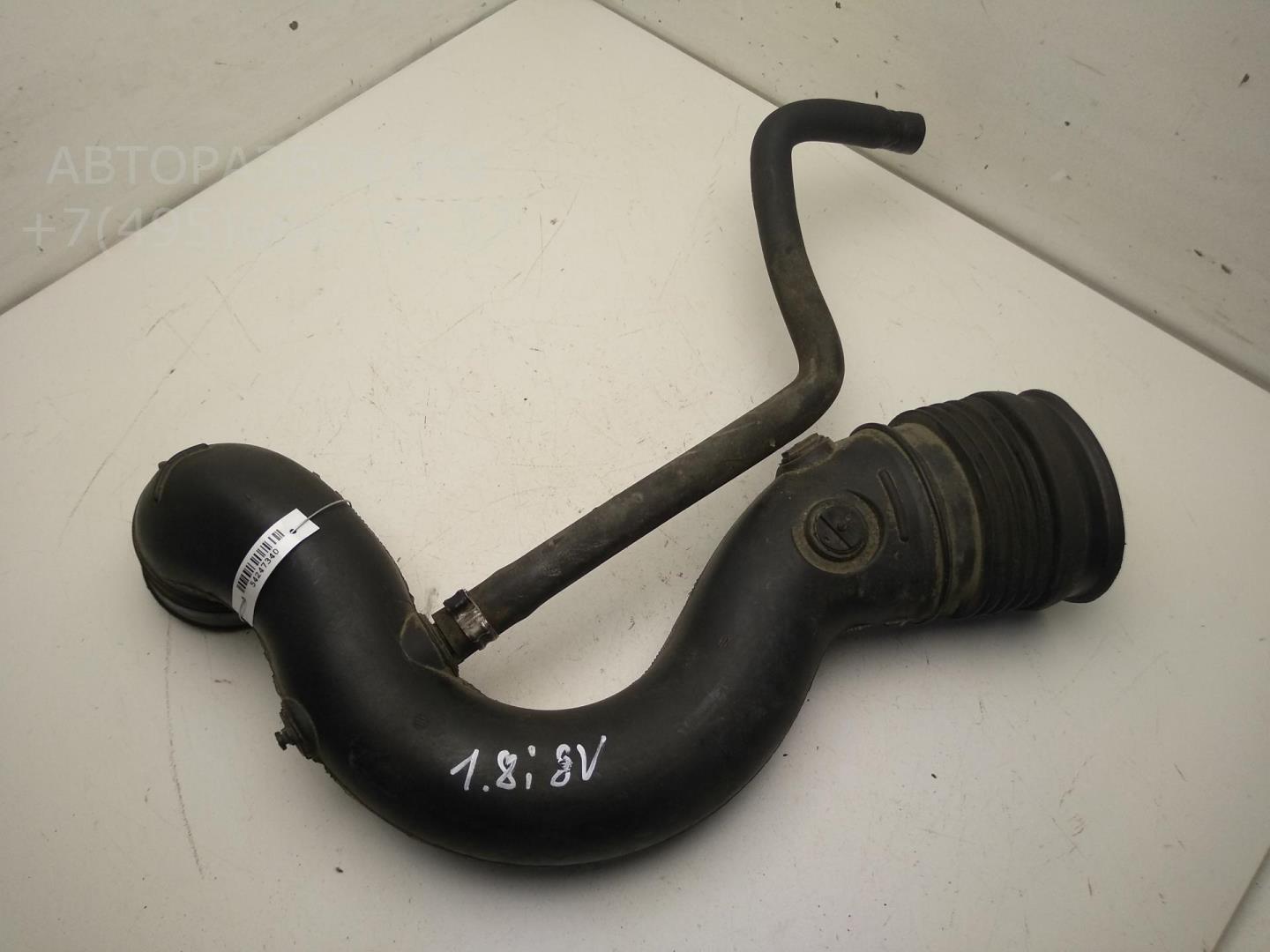 Патрубок воздушного фильтра