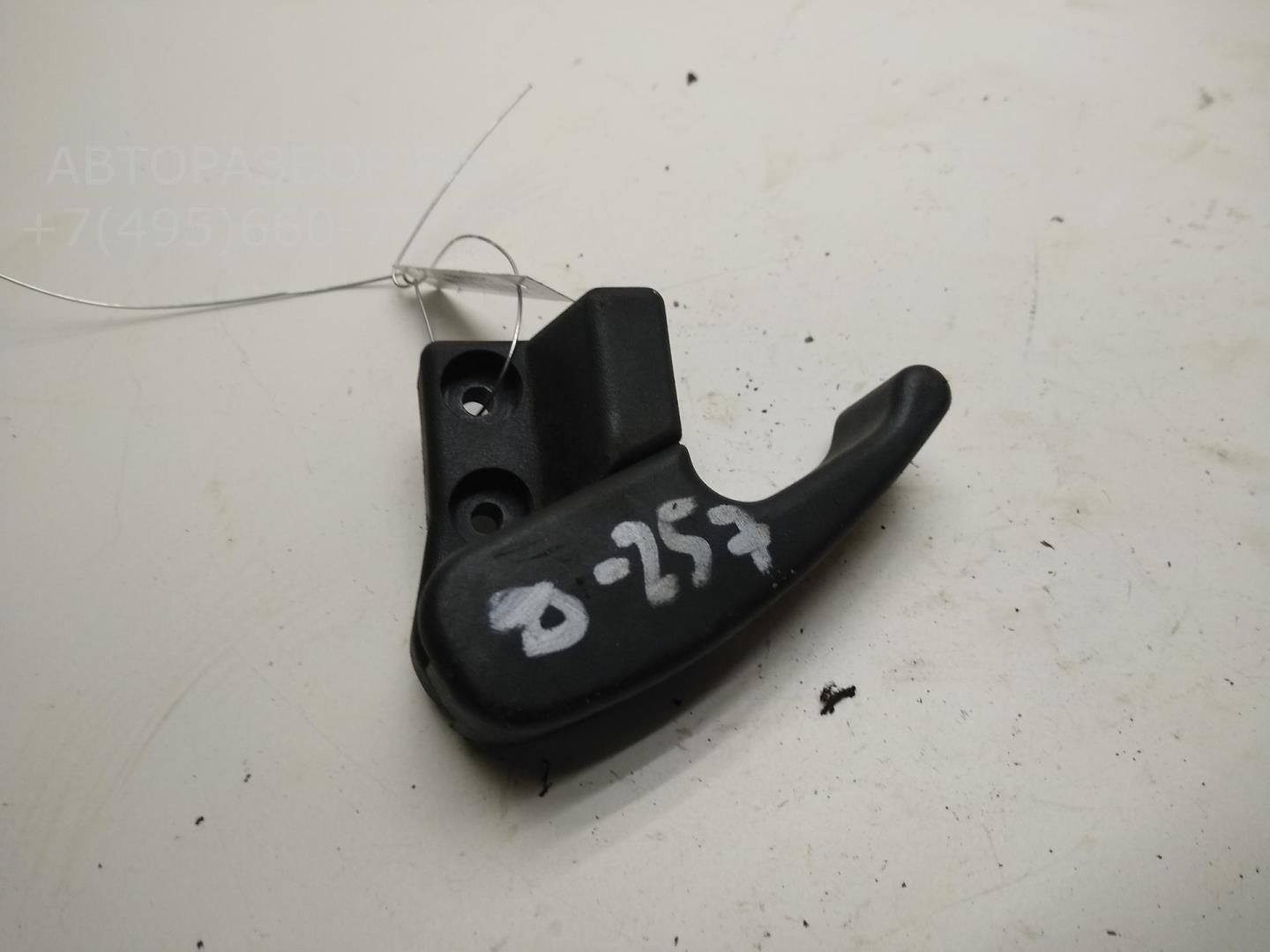 Ручка открывания капота