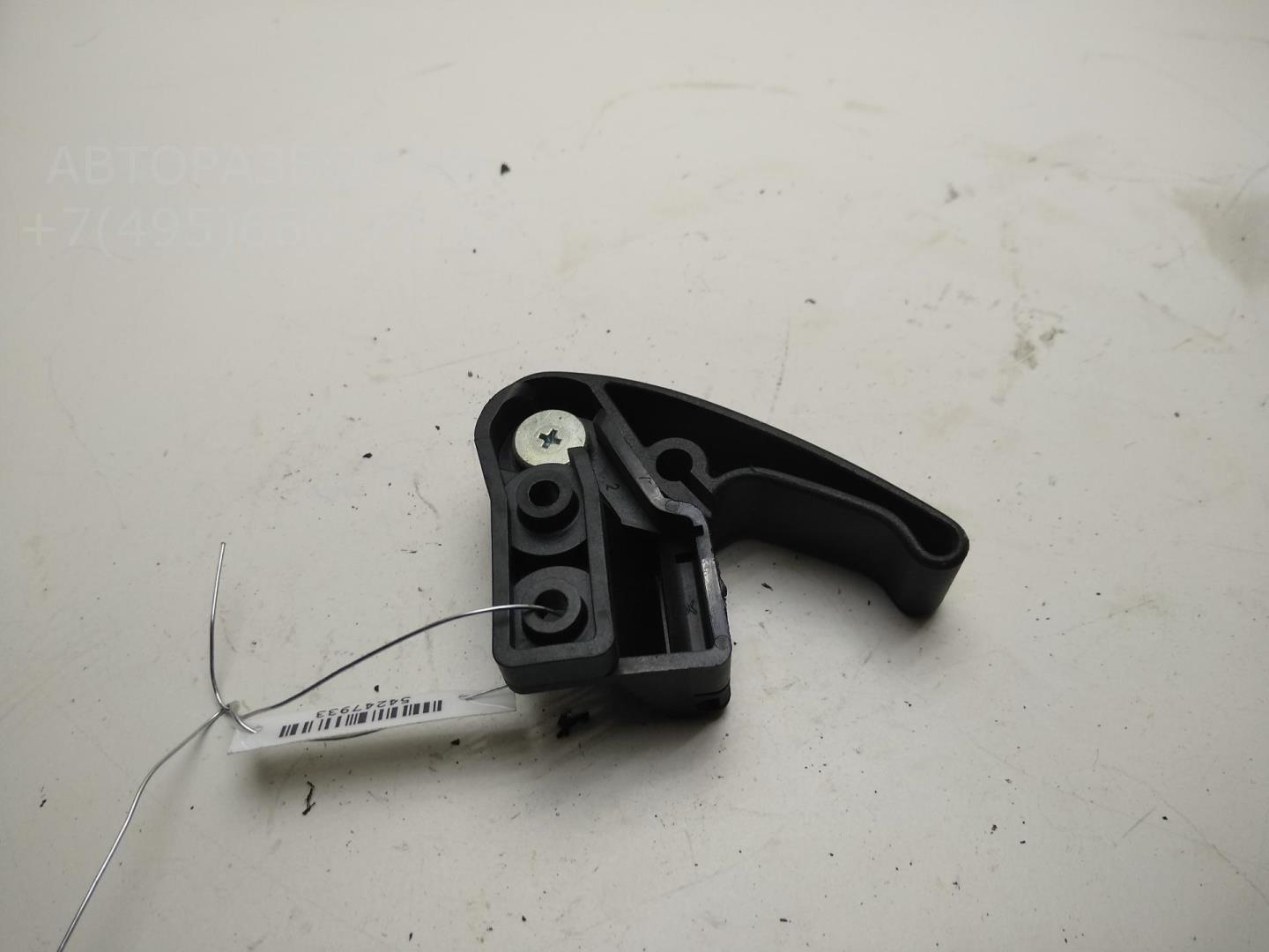 Ручка открывания капота